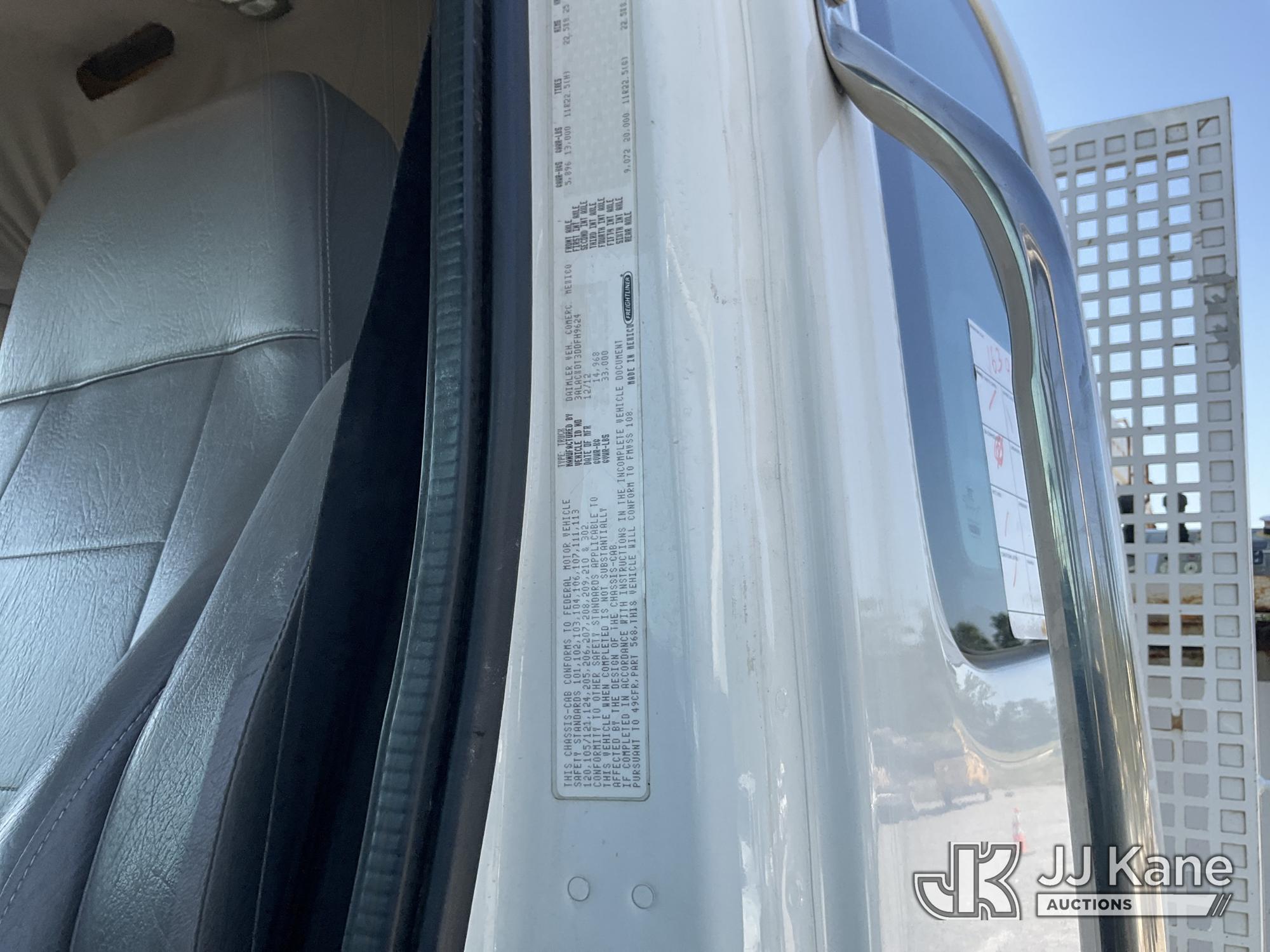 2013 Freightliner M2 106