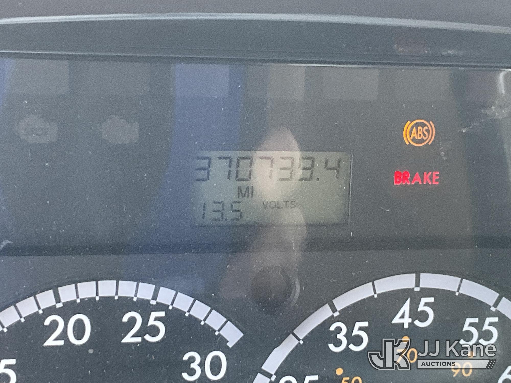 2015 Freightliner M2 106 MEDIUM DUTY