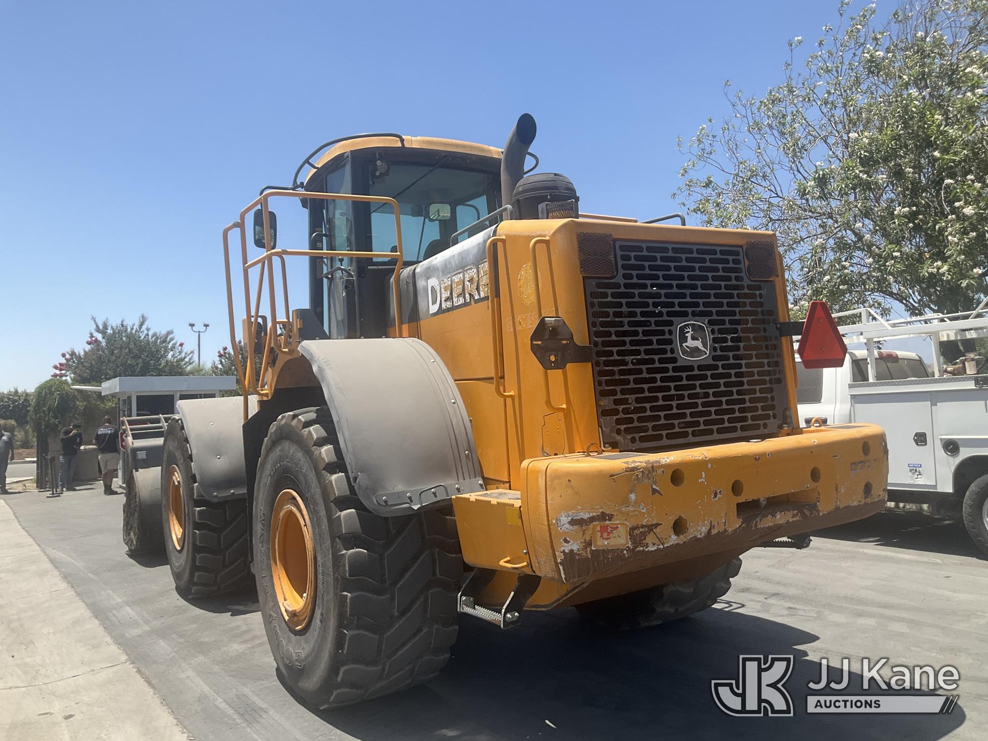 2006 John Deere 744J