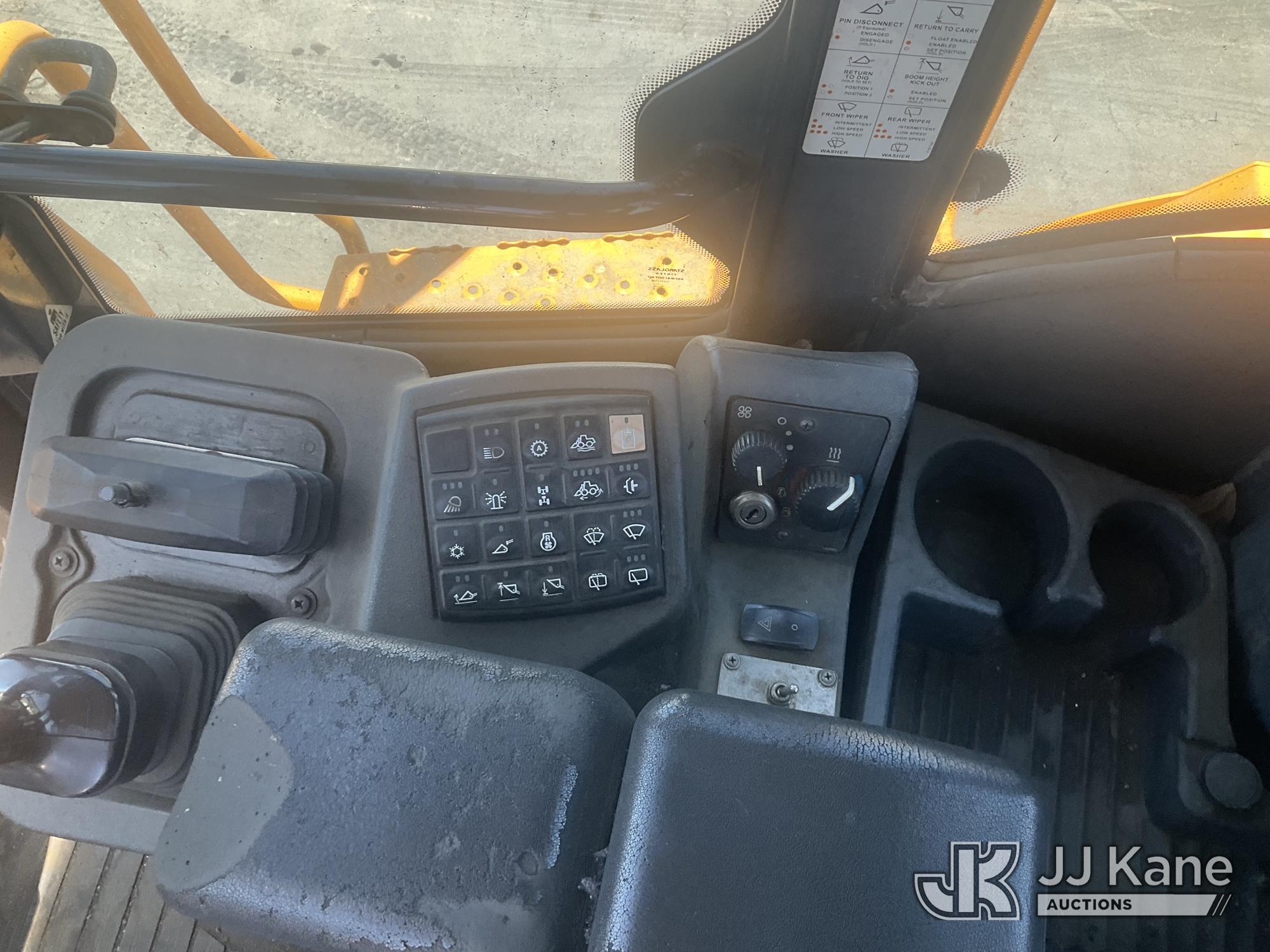 2006 John Deere 744J