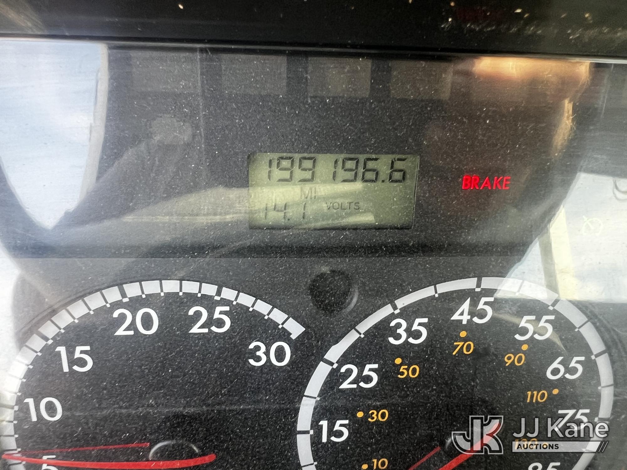 2015 Freightliner M2 106