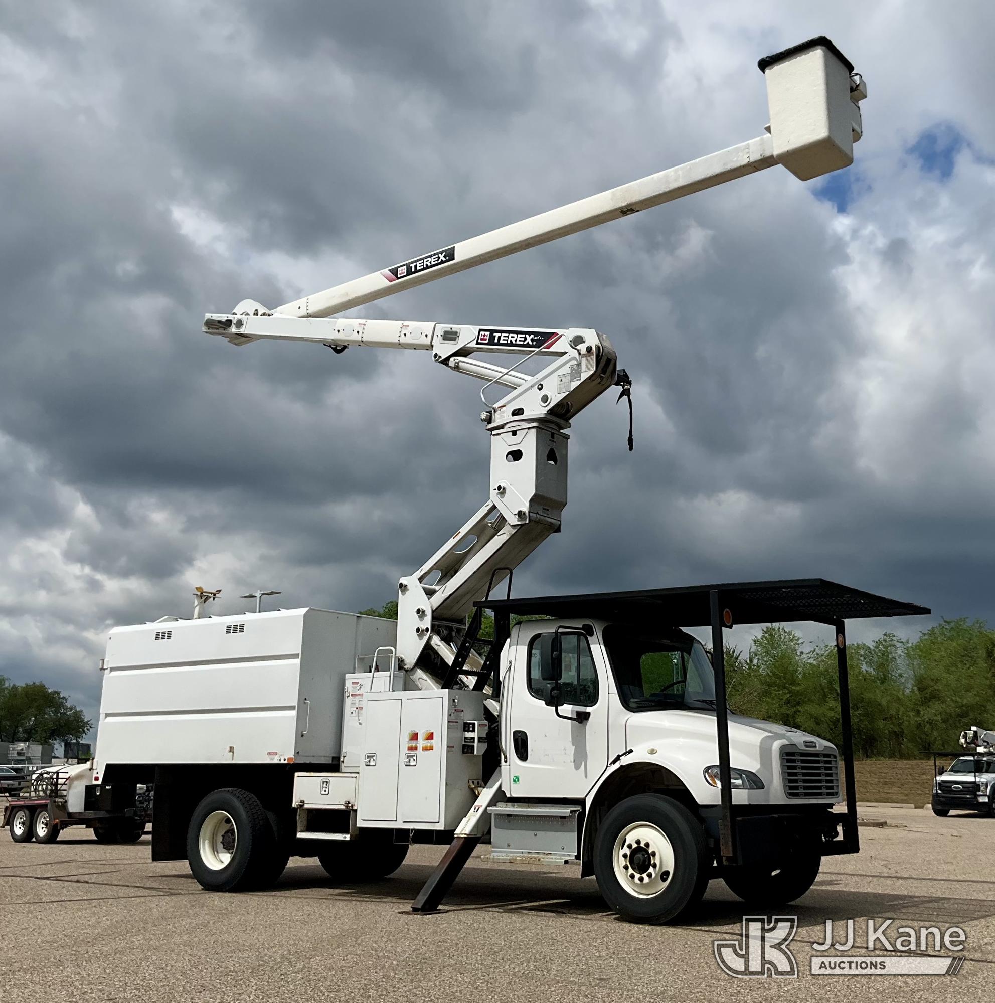 2019 Freightliner M2 106