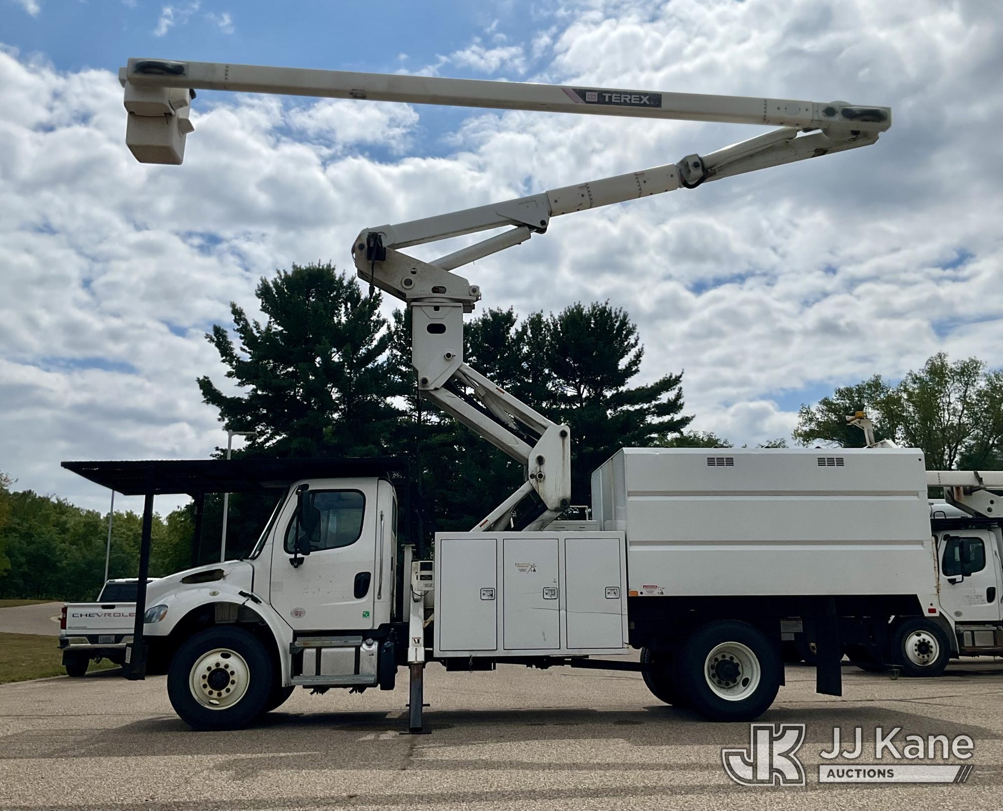 2019 Freightliner M2 106