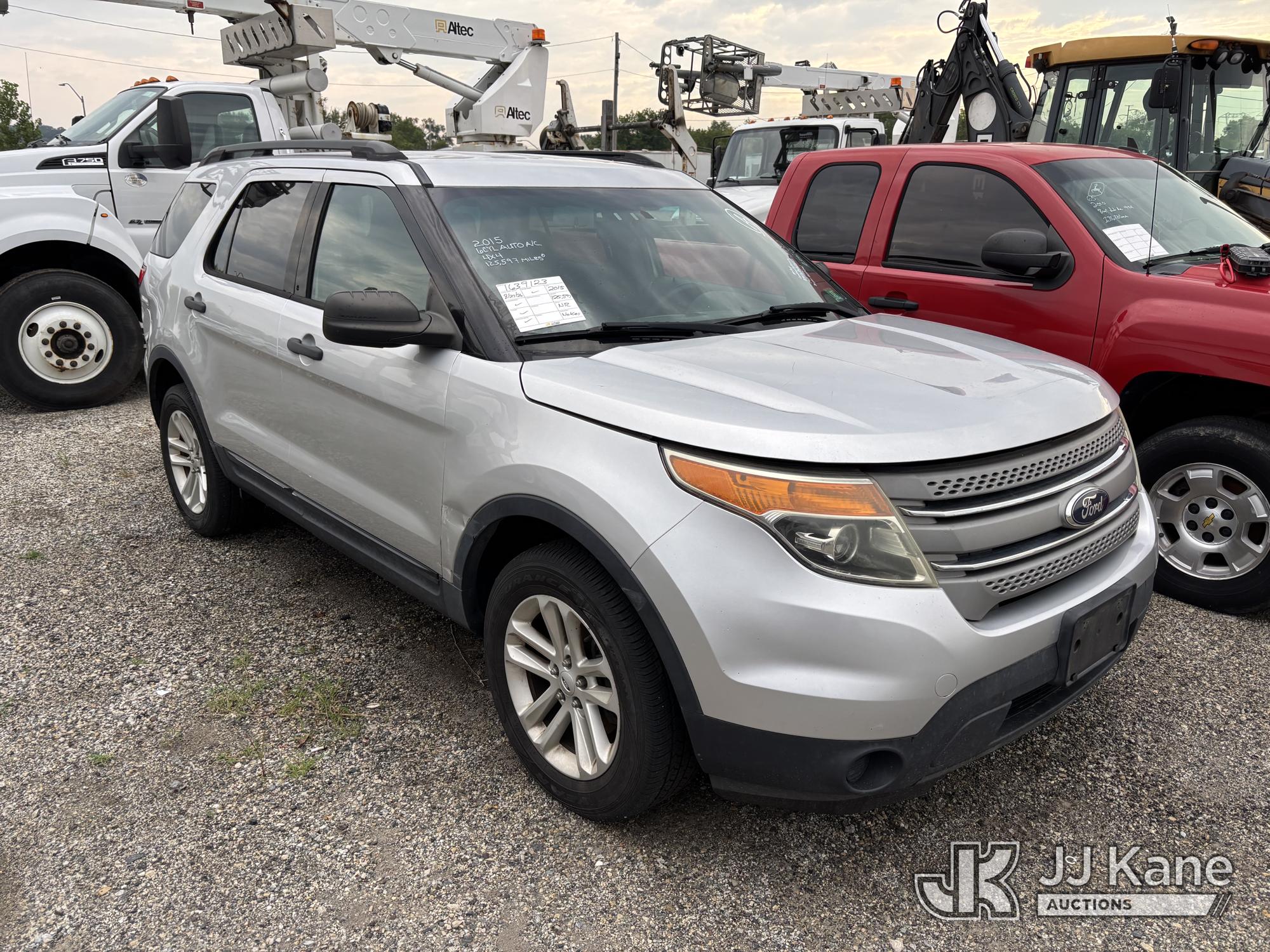 2015 Ford Explorer