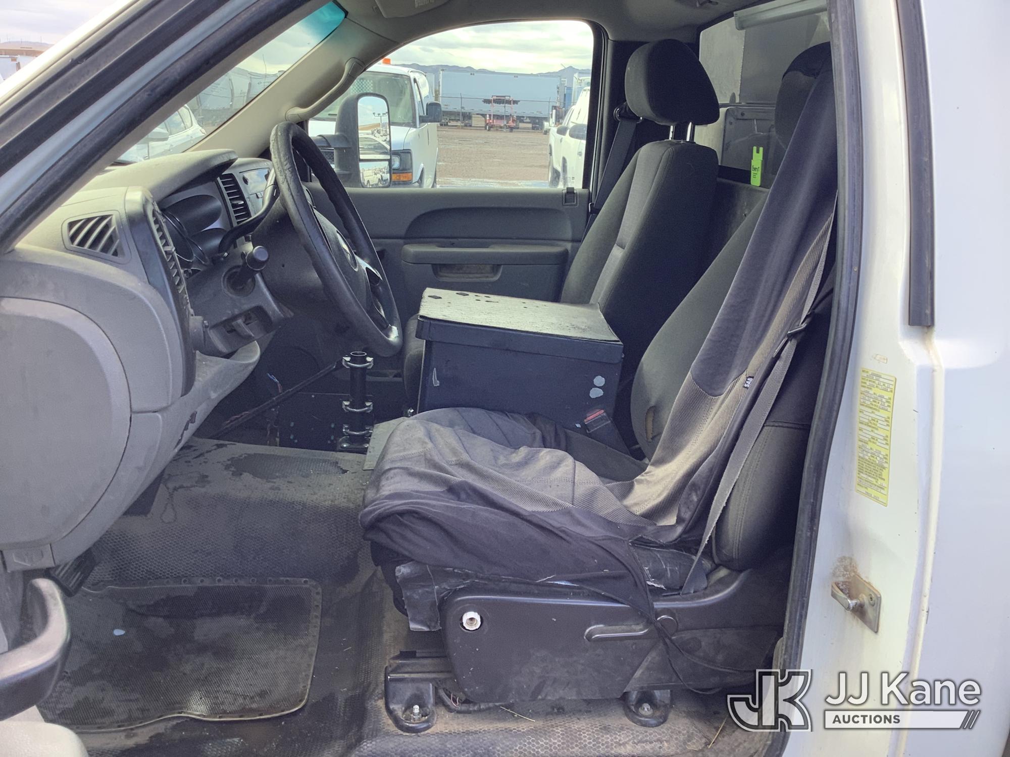 2011 Chevrolet SILVERADO 3500HD