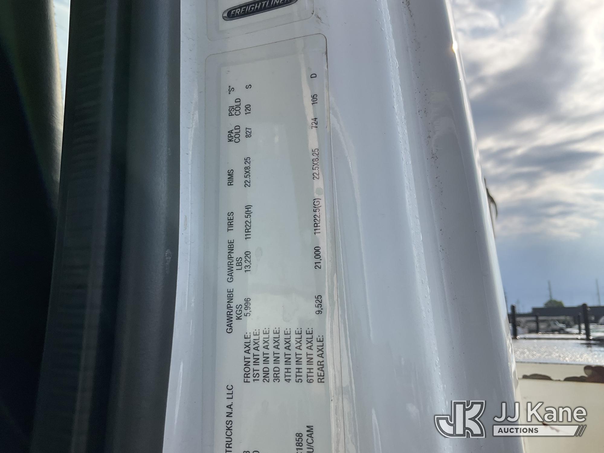 2019 Freightliner M2