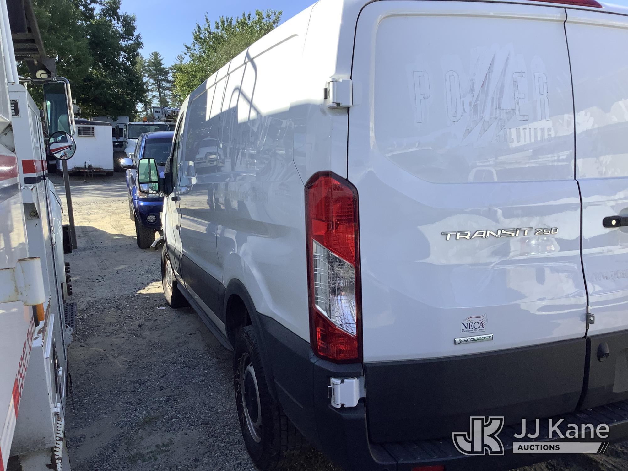 2023 Ford Transit-250