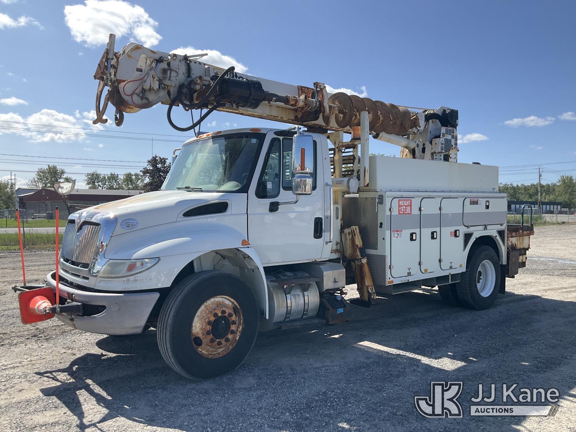 Photo of 2017 International DuraStar 4400