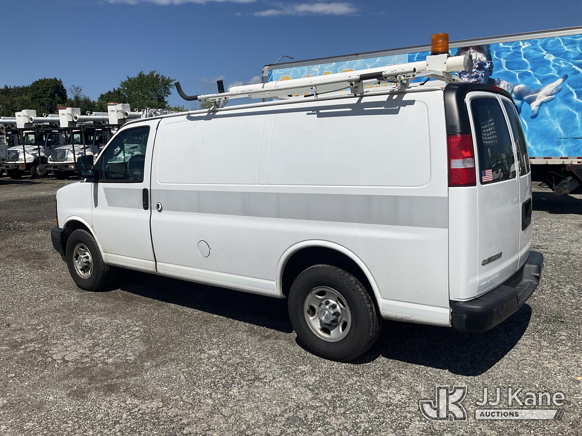 2017 Chevrolet Express G2500