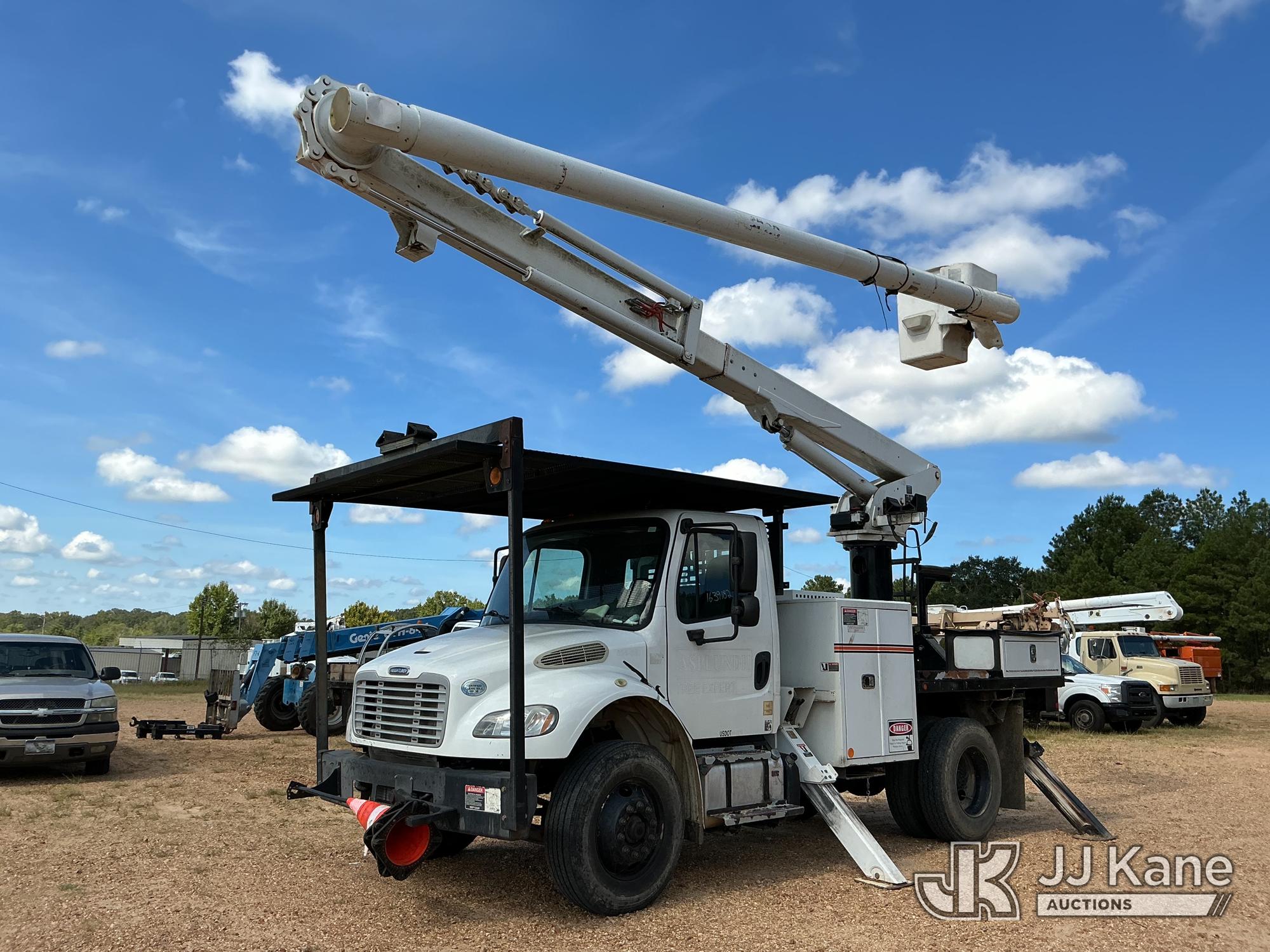 2015 Freightliner M2 106