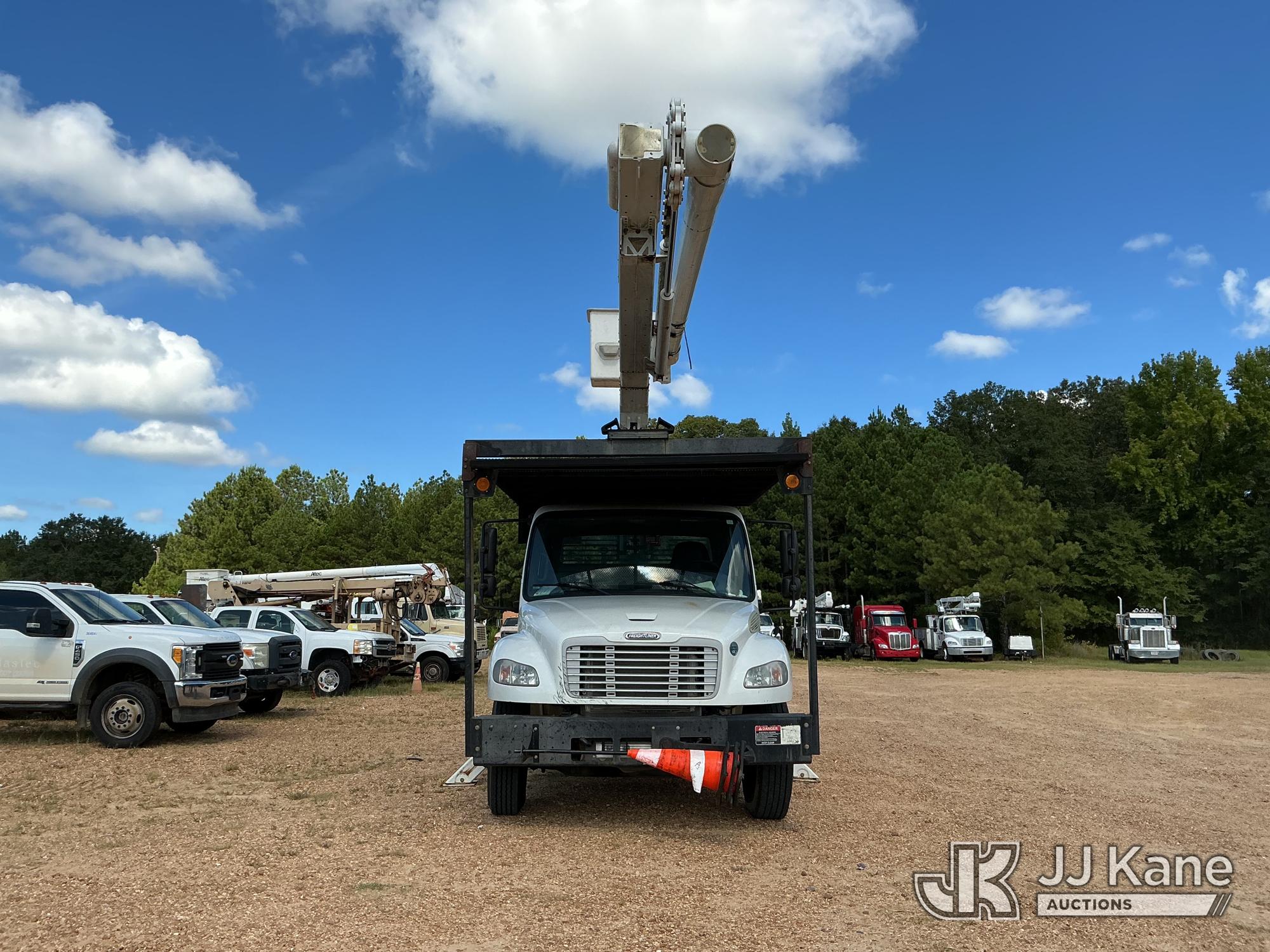 2015 Freightliner M2 106