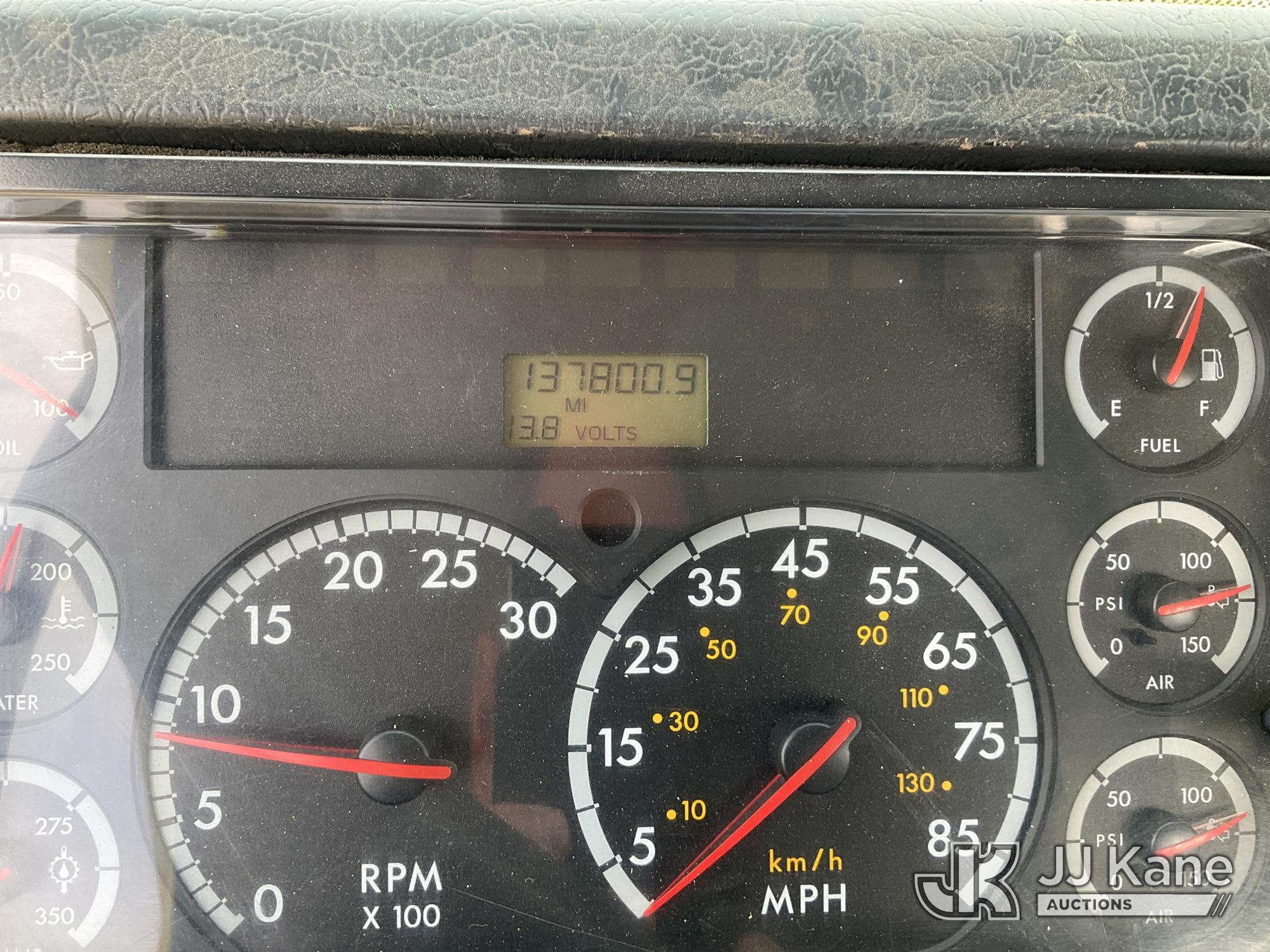 2002 Freightliner FL70