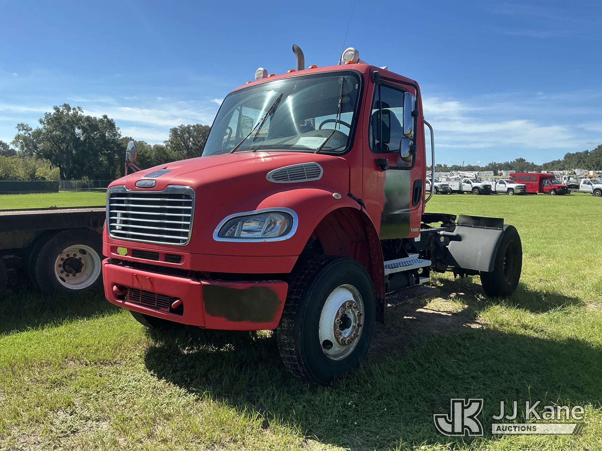 Photo of 2008 Freightliner M2 106