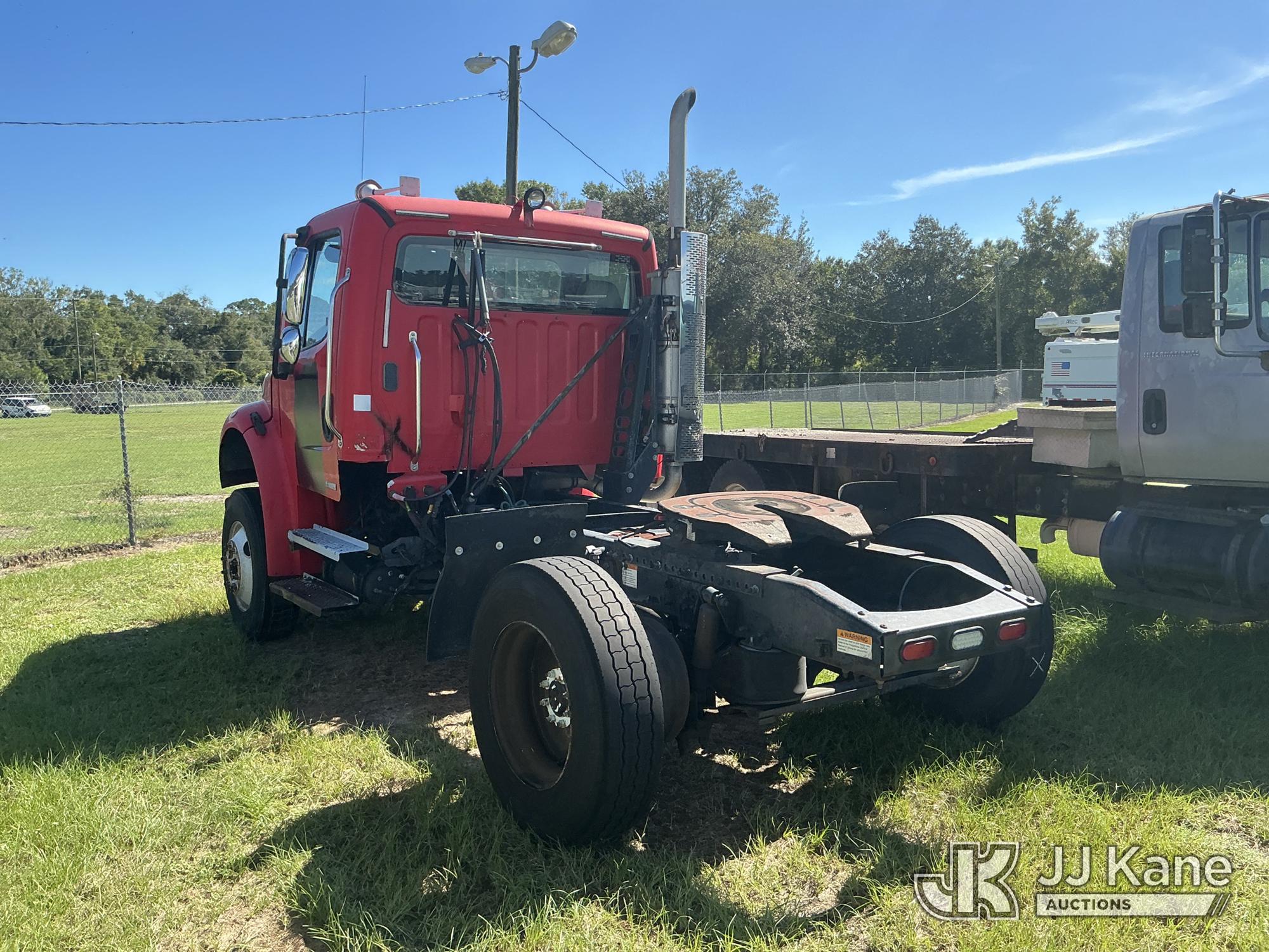 2008 Freightliner M2 106