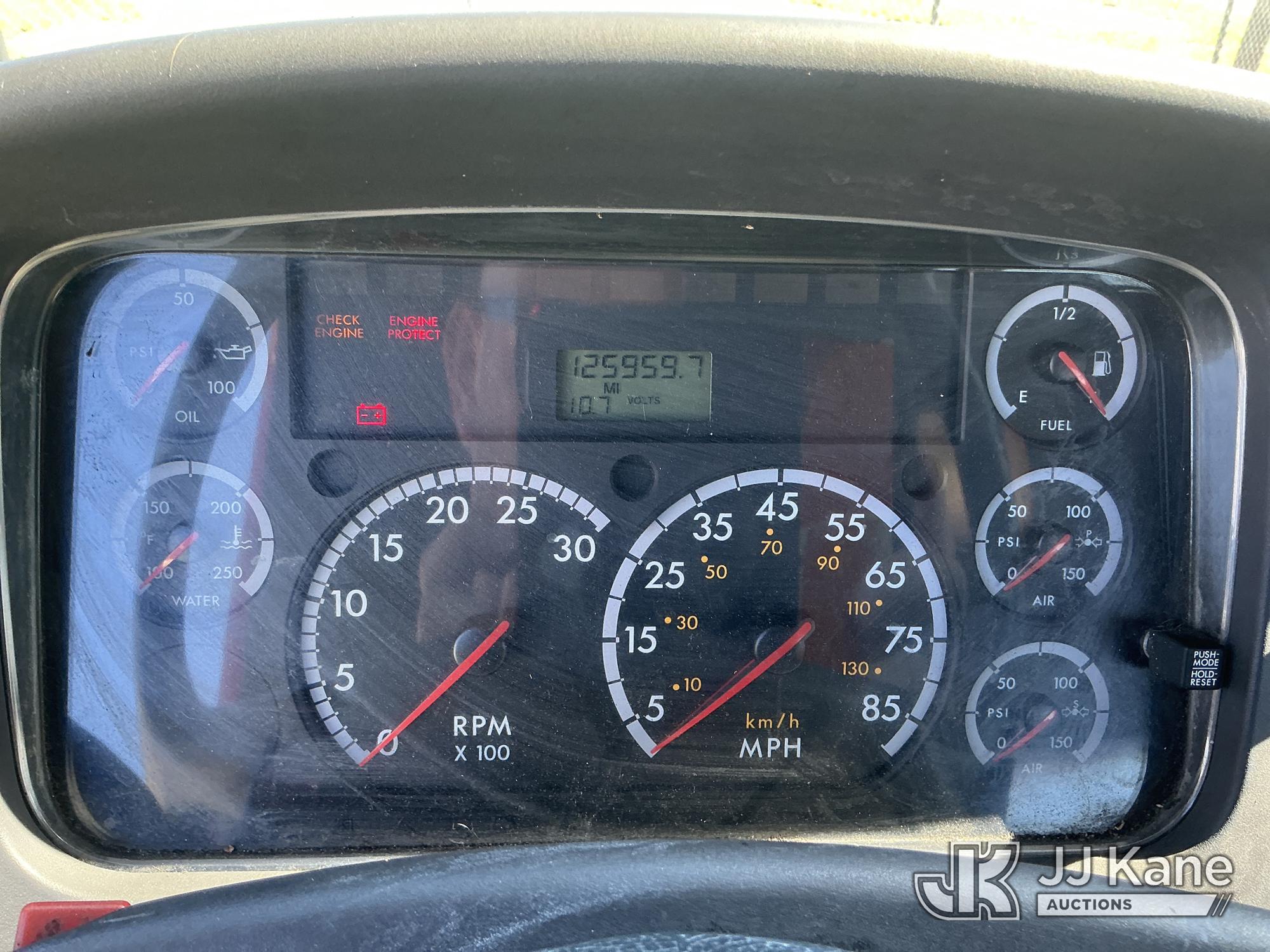 2008 Freightliner M2 106