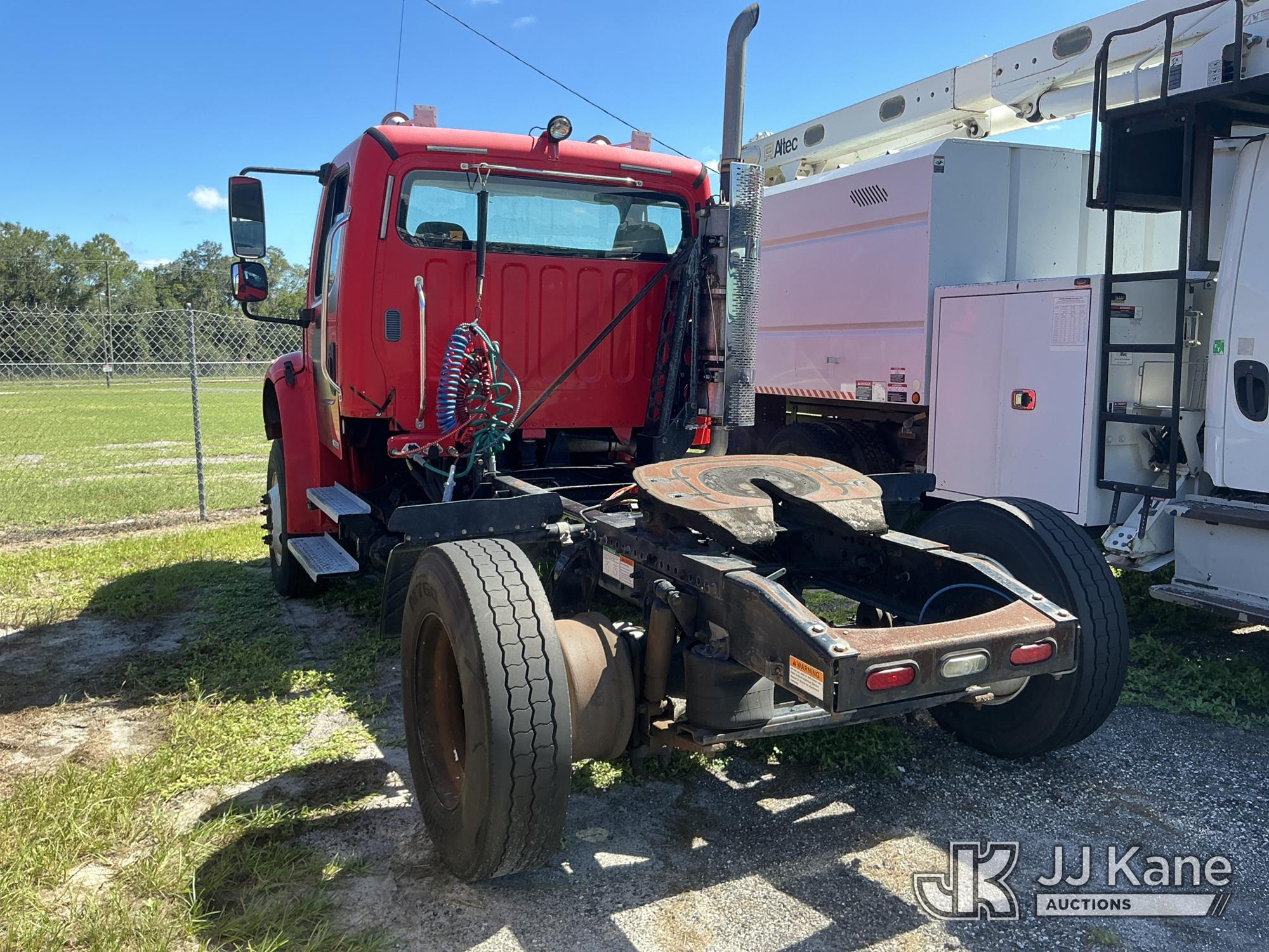 2008 Freightliner M2 106