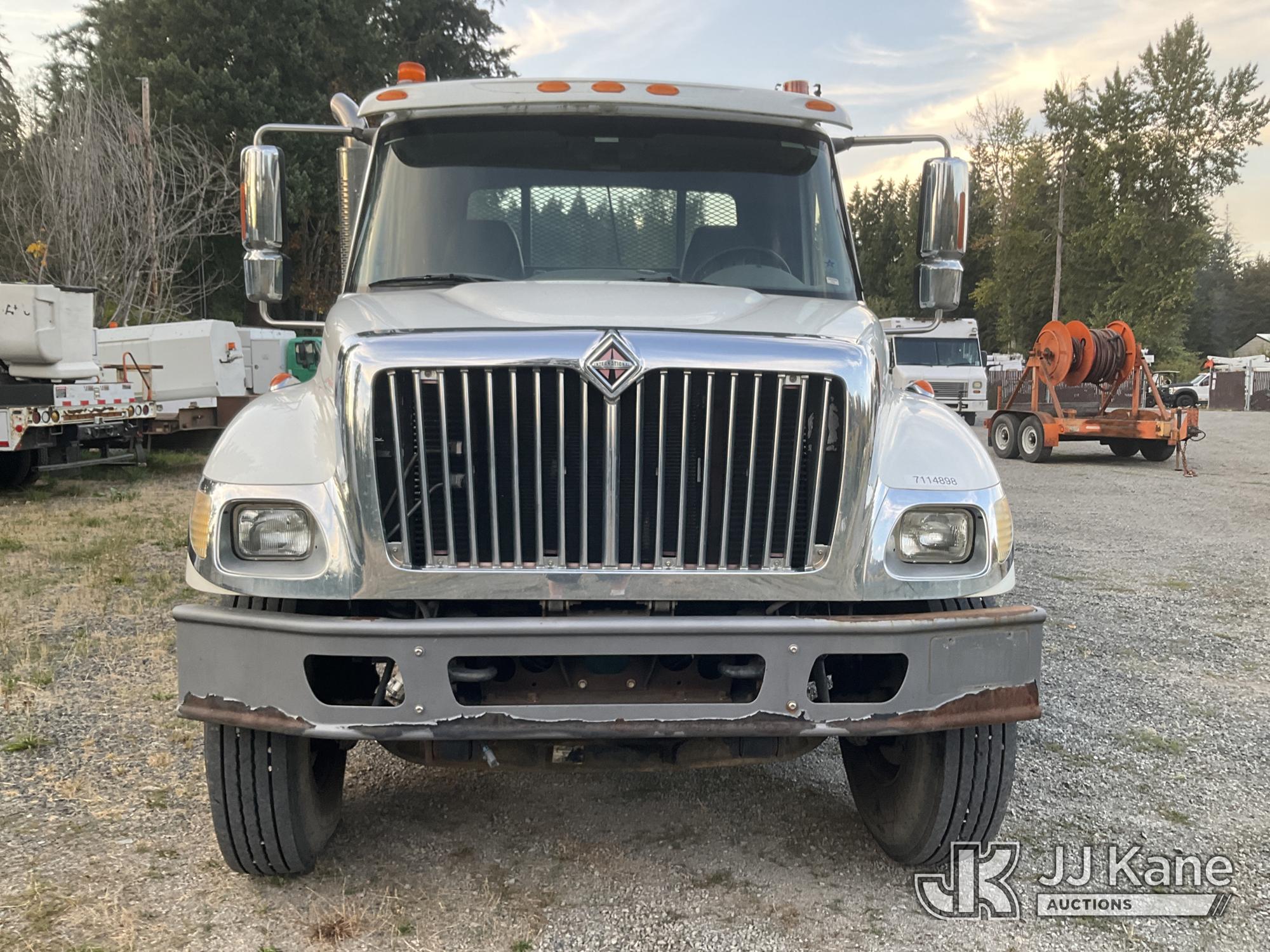 2004 International 7400