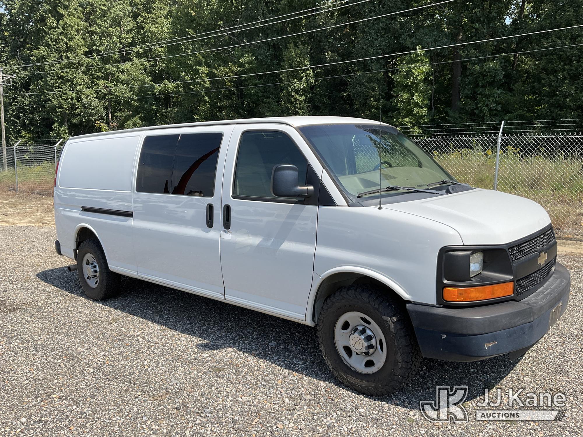 2013 Chevrolet EXPRESS 2500