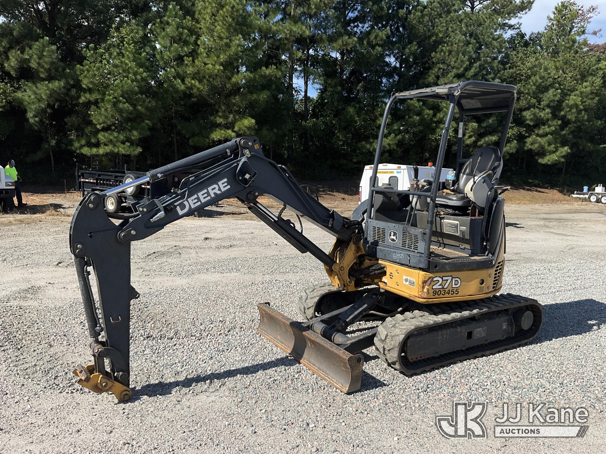 Photo of 2012 John Deere 27D