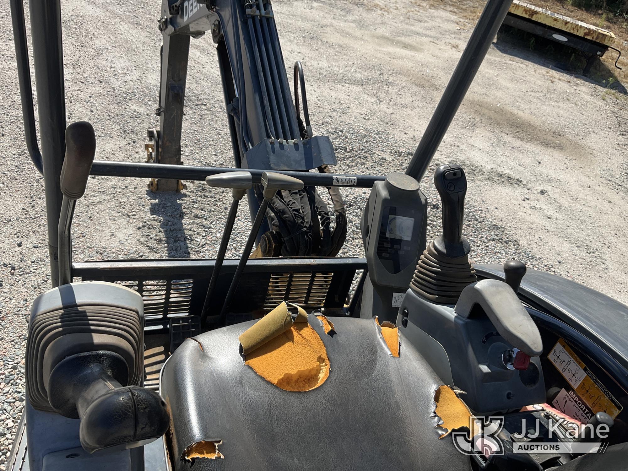 2012 John Deere 27D