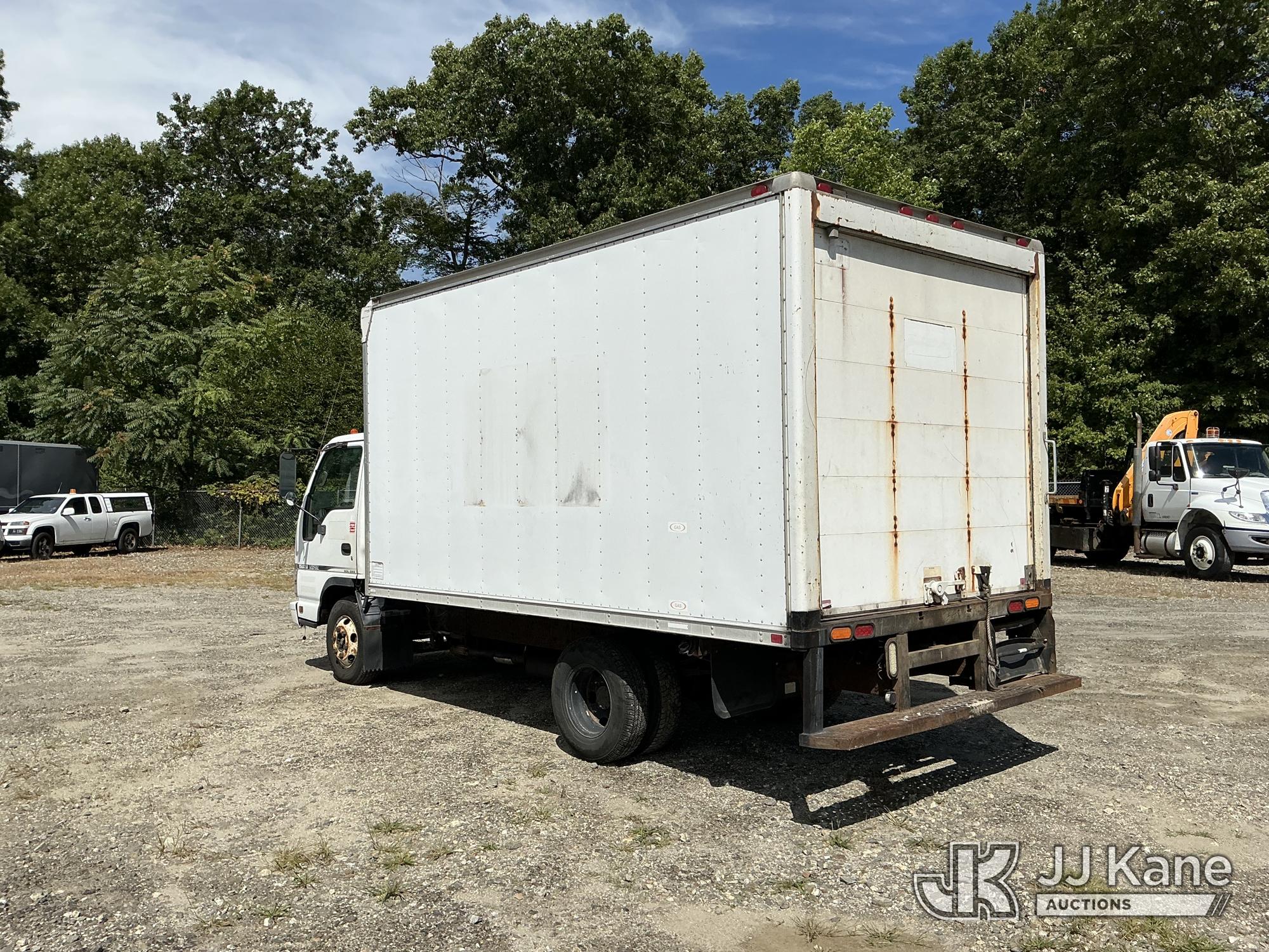 2007 Isuzu NPR