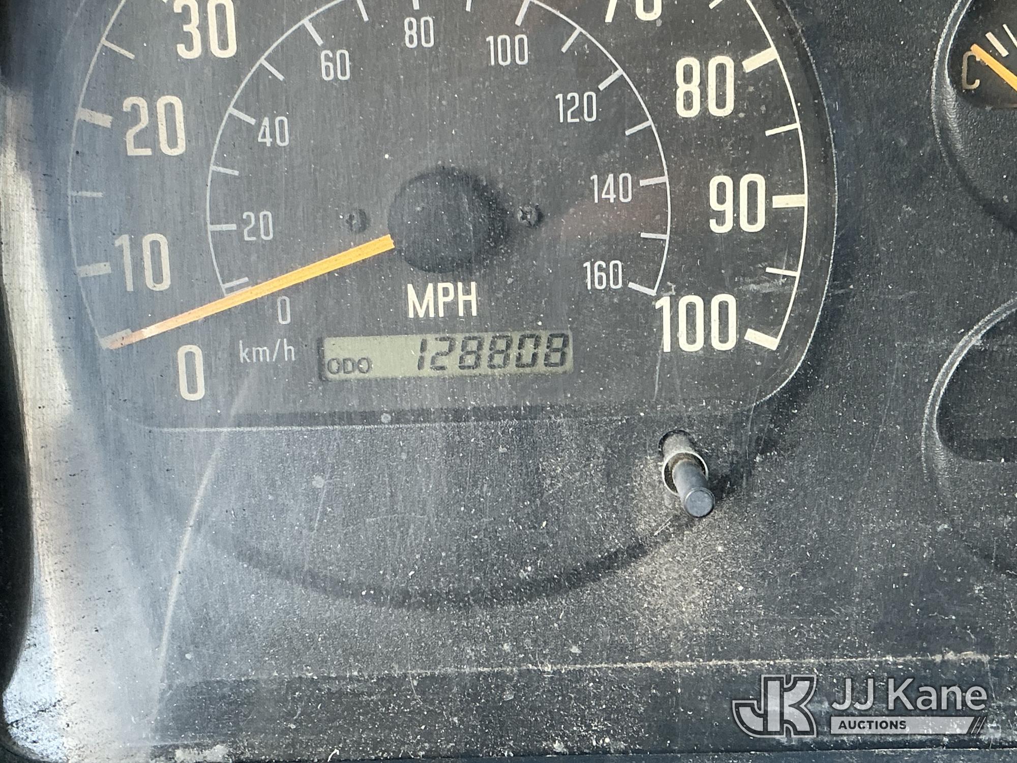 2007 Isuzu NPR