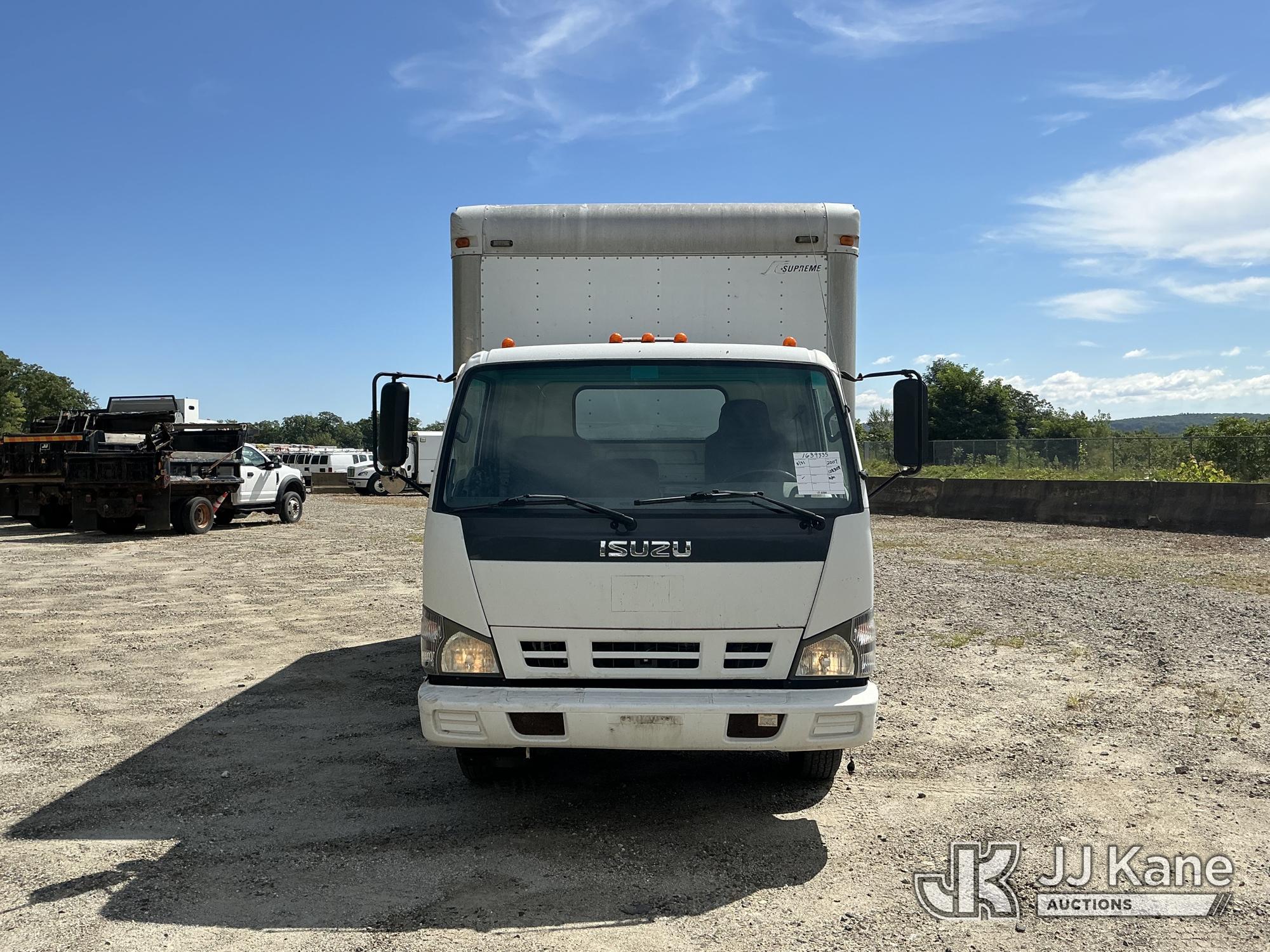 2007 Isuzu NPR