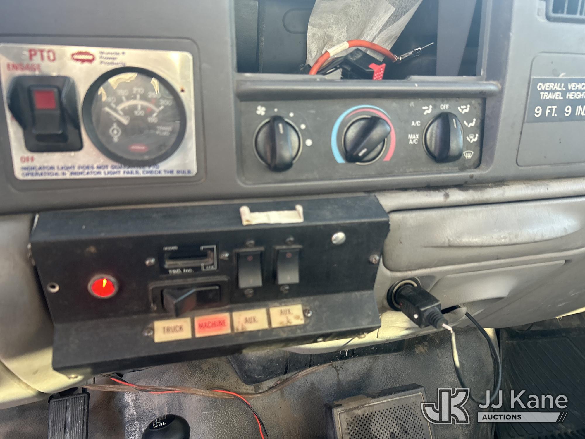 2000 Ford F-550
