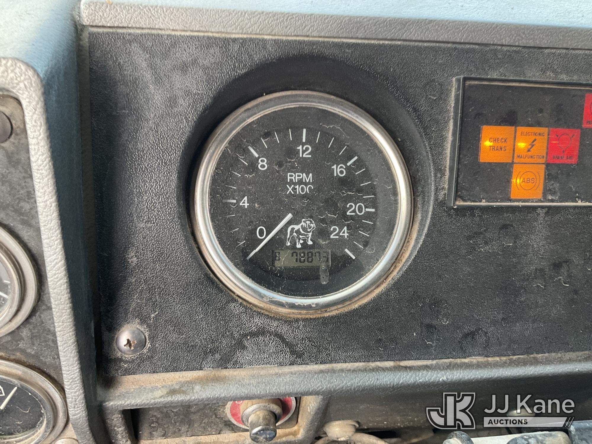 2003 Mack RD600