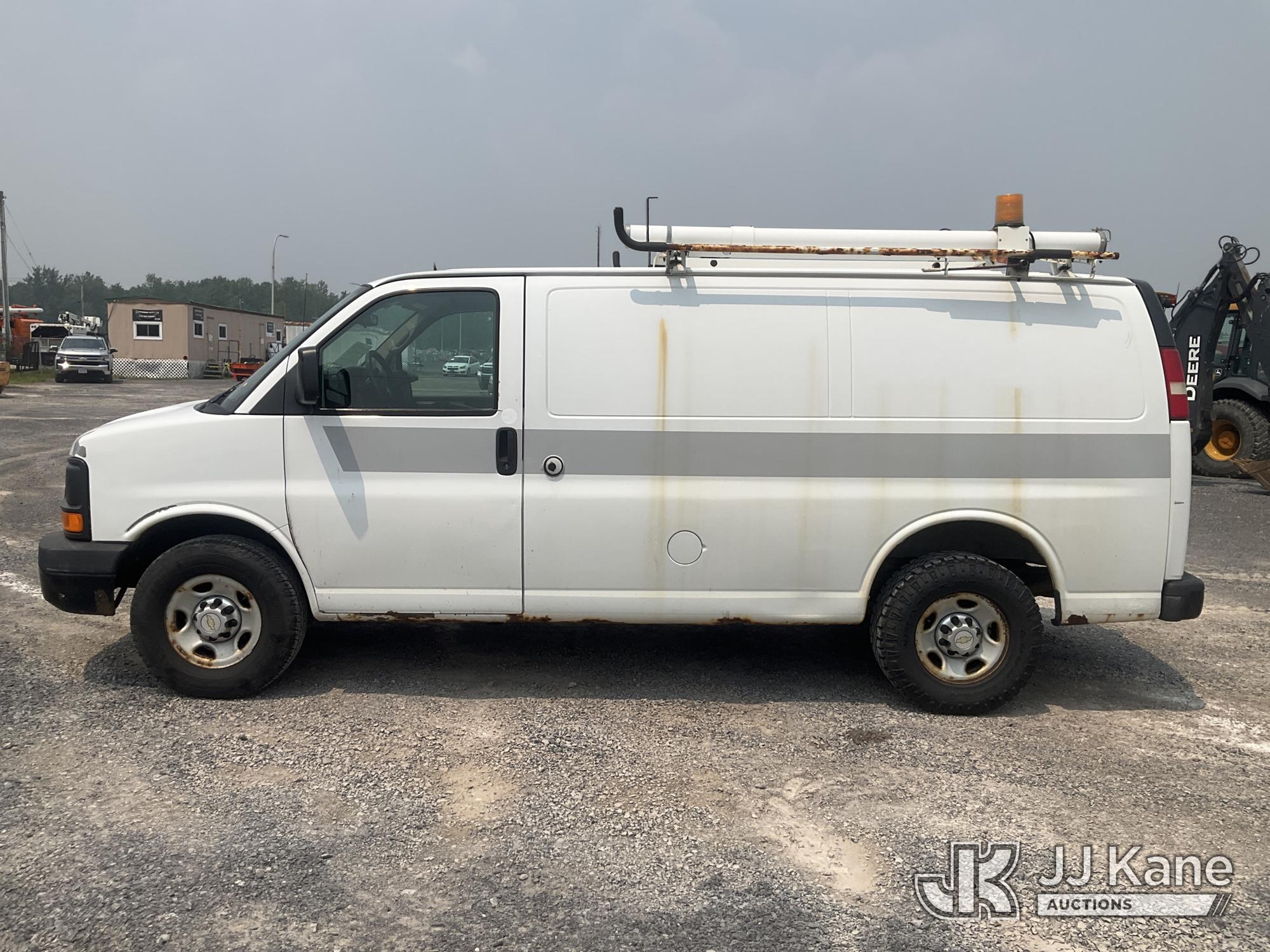 2011 Chevrolet EXPRESS G2500