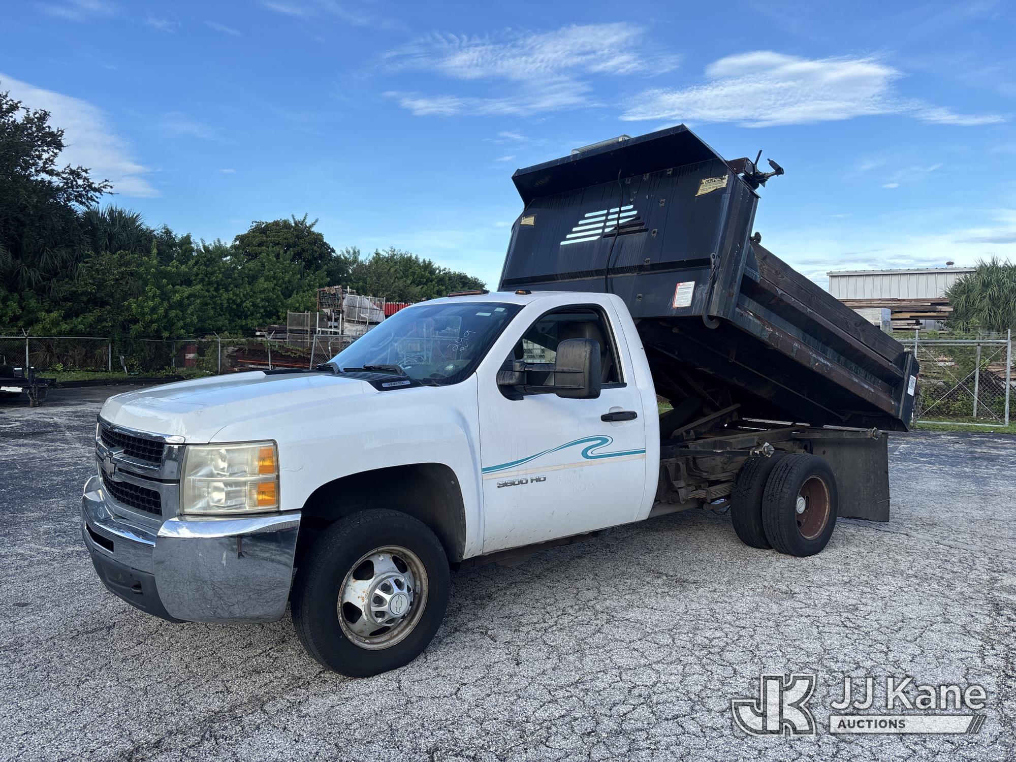 Photo of 2010 Chevrolet Silverado 3500HD