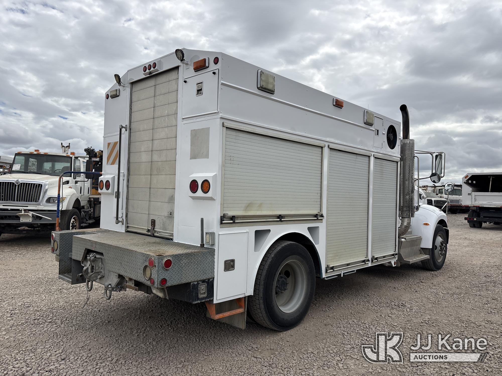 2013 Peterbilt 337