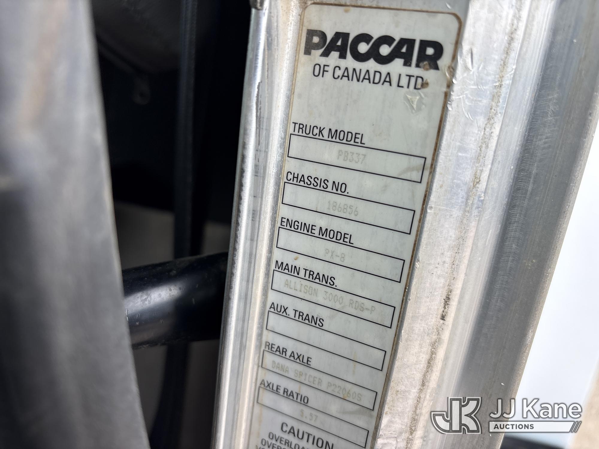 2013 Peterbilt 337