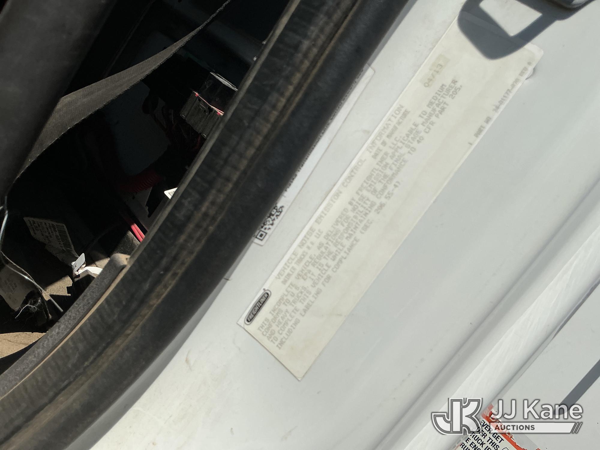 2014 Freightliner M2 106