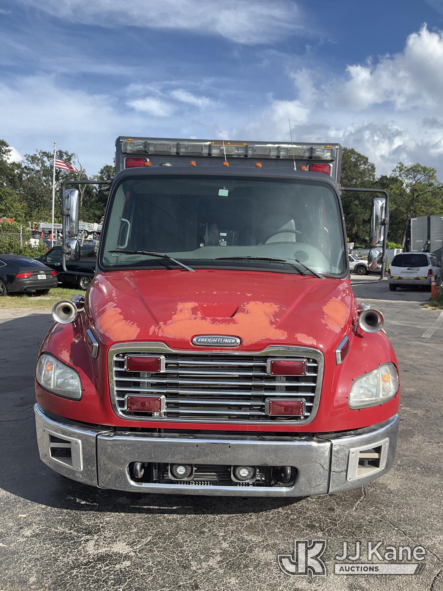 2005 Freightliner M2 106