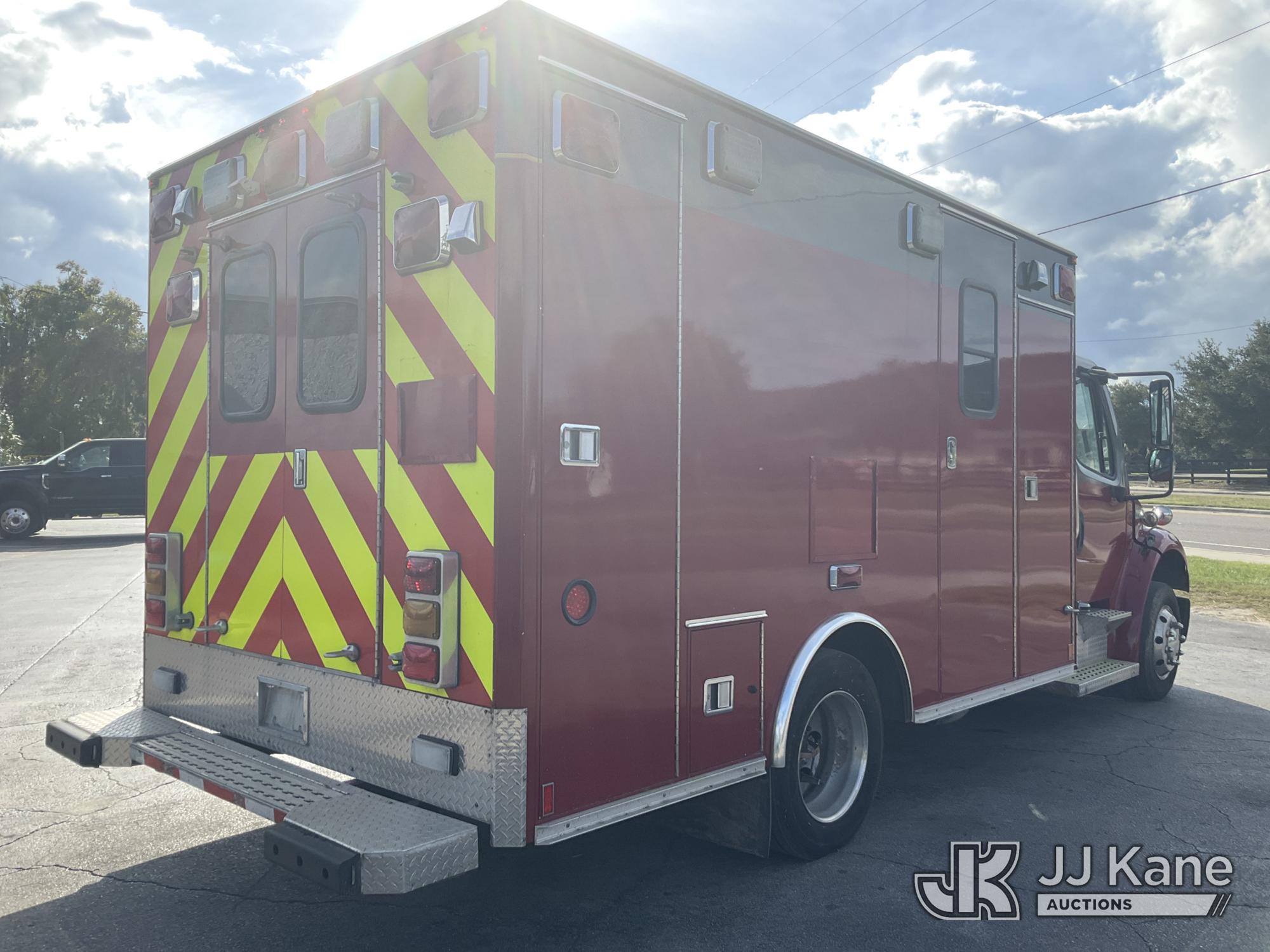 2005 Freightliner M2 106