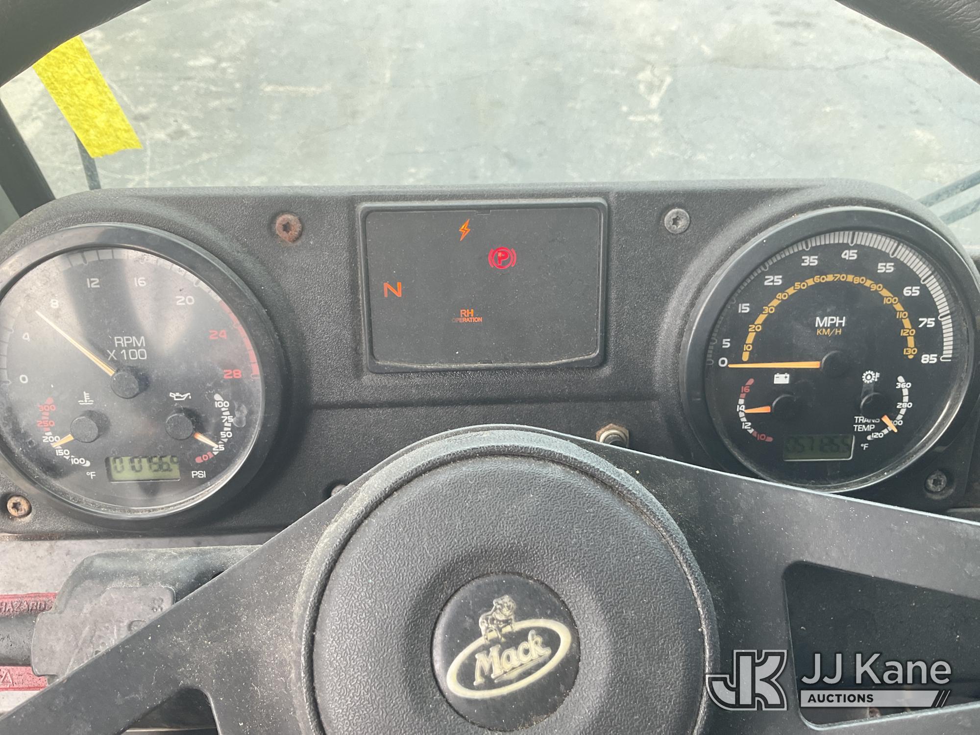 2016 Mack LEU600
