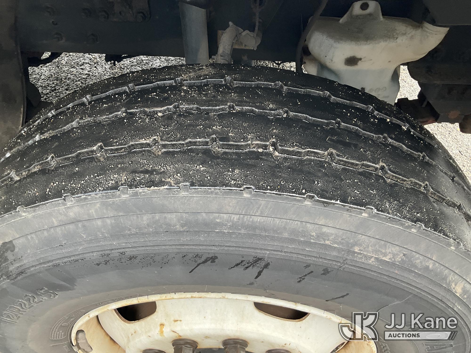 2016 Freightliner M2 106