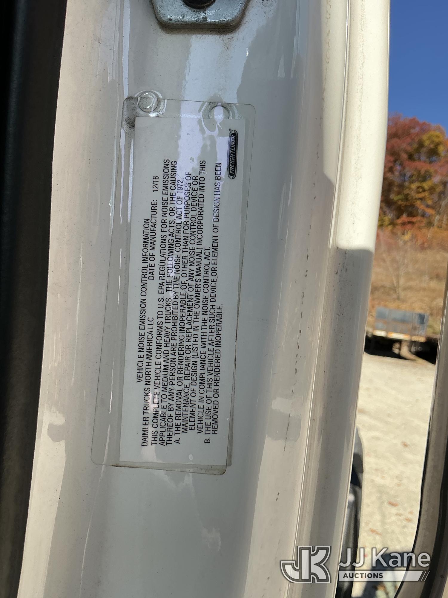 2017 Freightliner M2 112