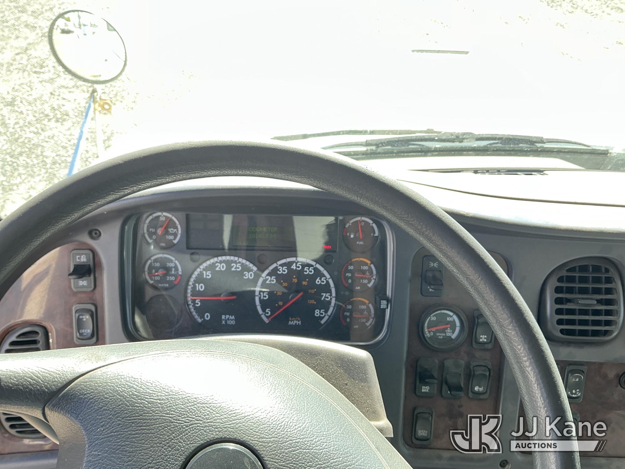 2008 Freightliner M2 112
