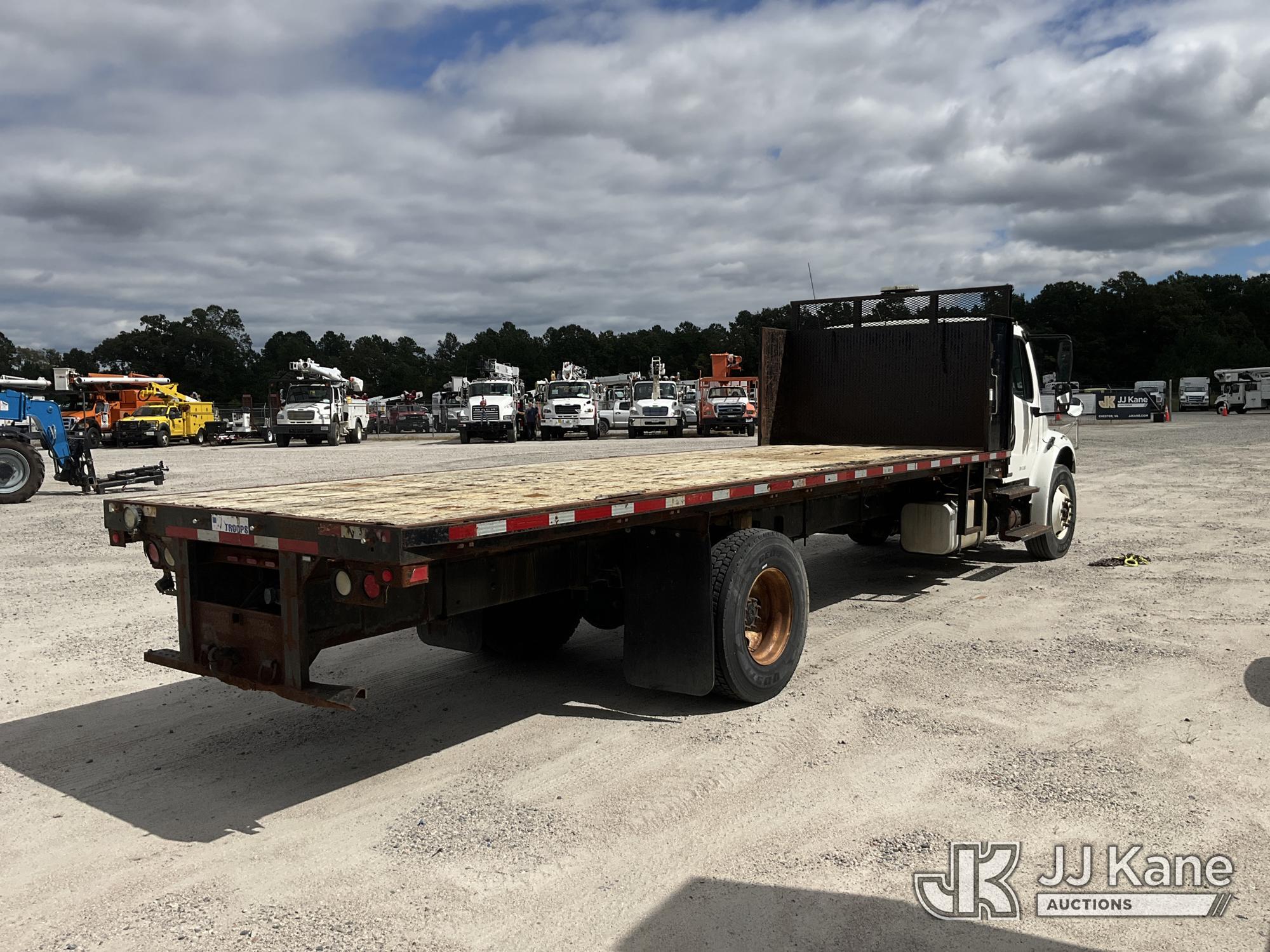 2012 Freightliner M2 106