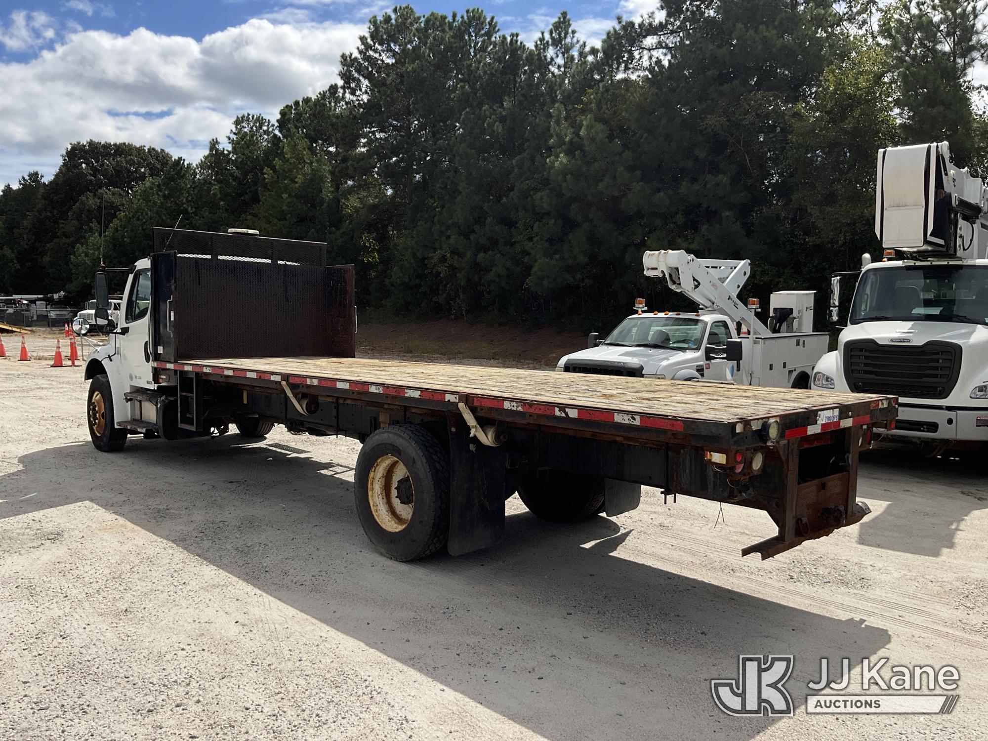 2012 Freightliner M2 106