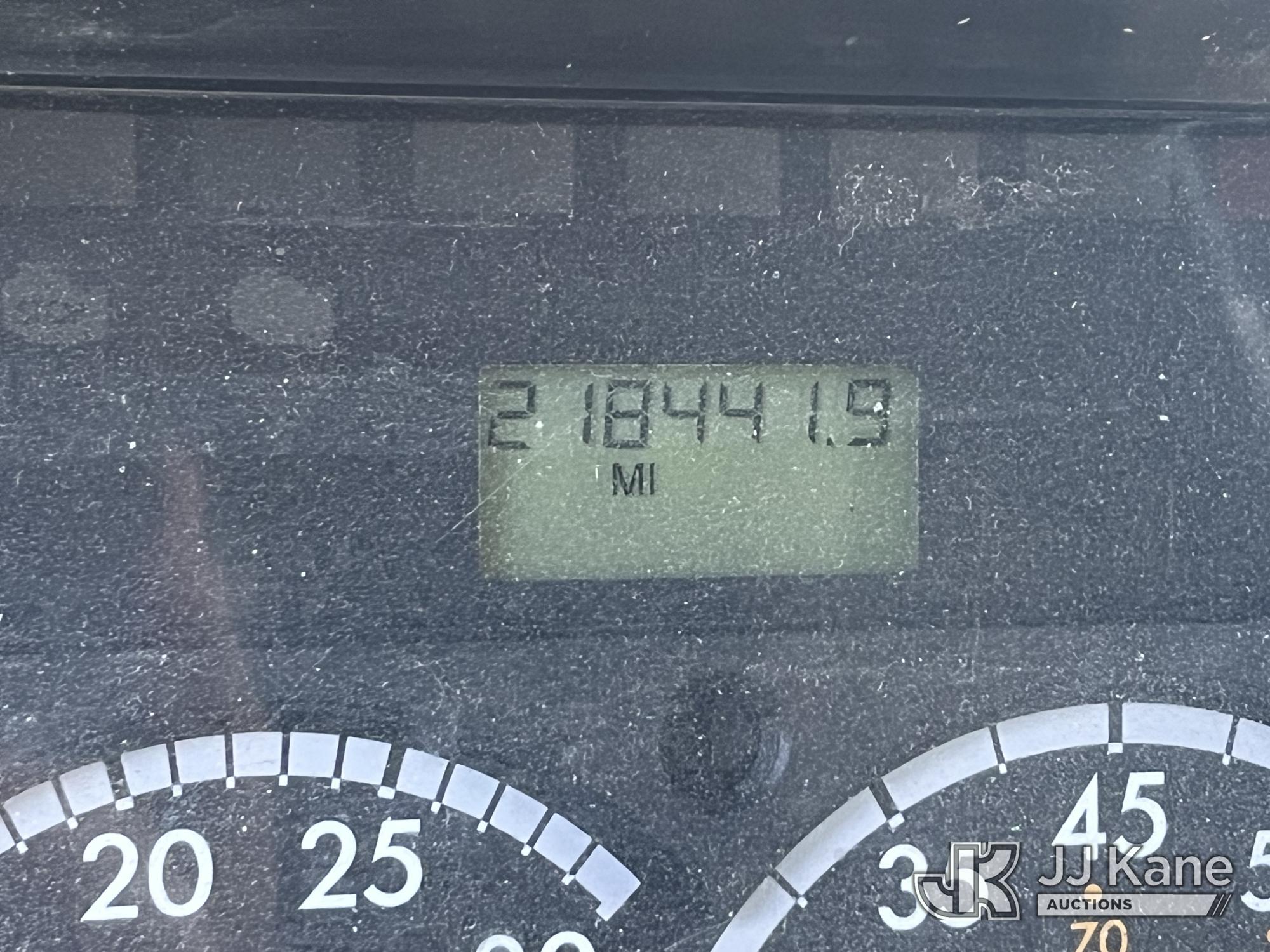 2012 Freightliner M2 106