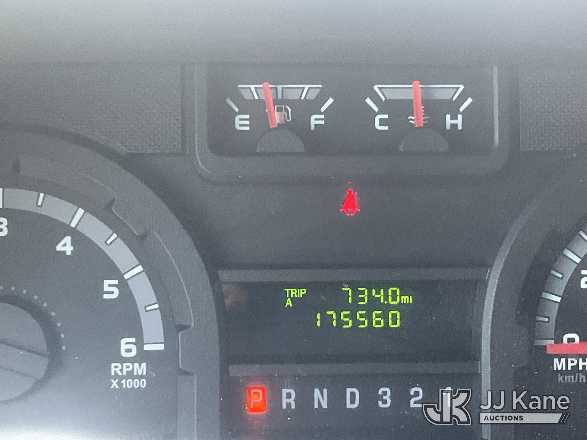 2013 Ford E350