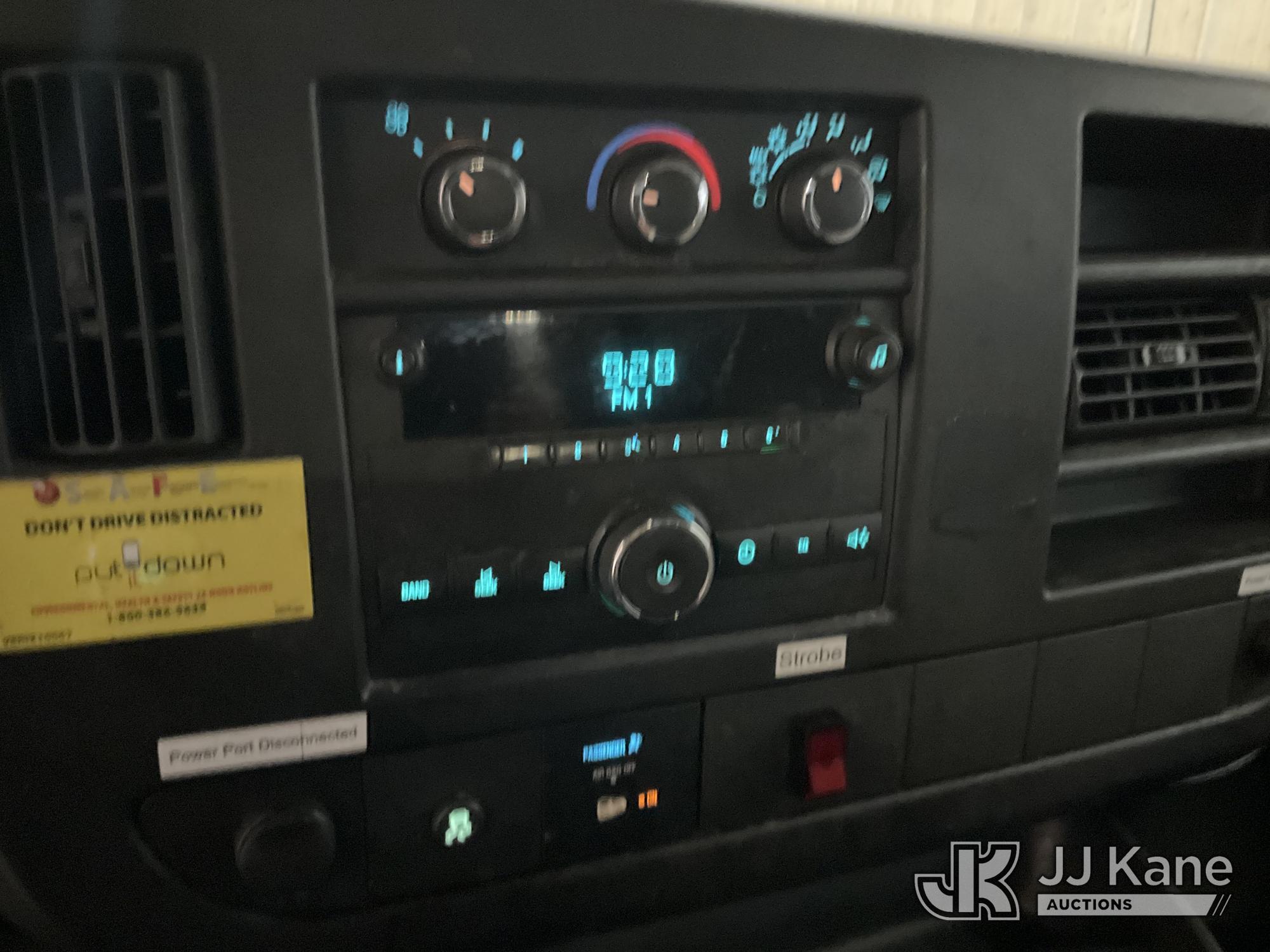 2011 Chevrolet Express G2500