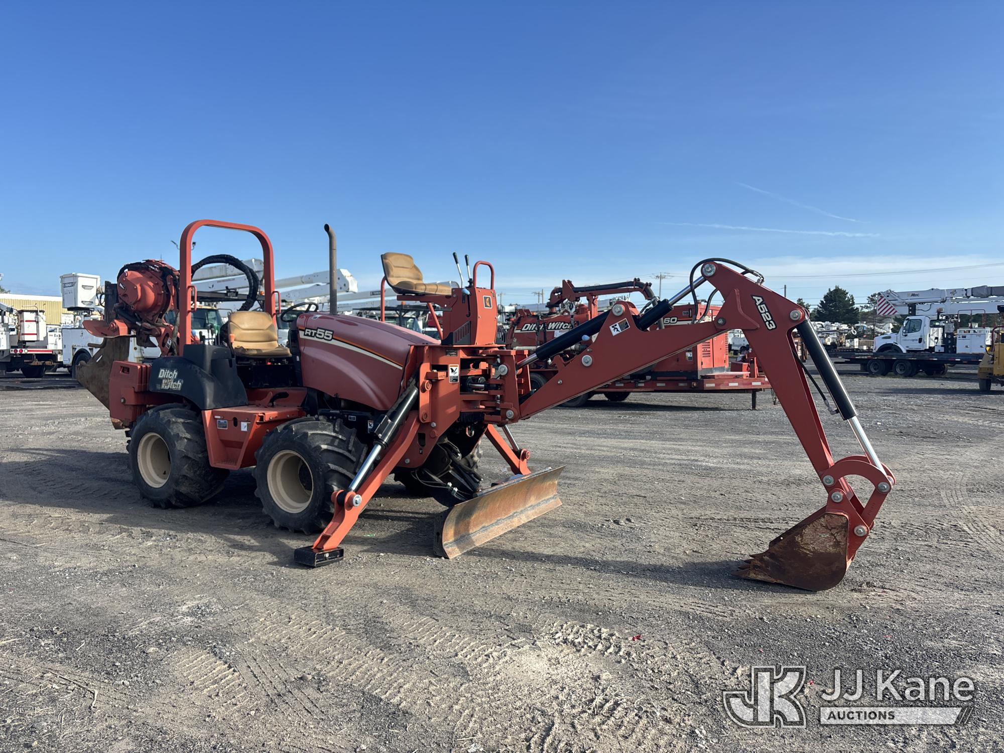 2012 Ditch Witch TRENCHER H553