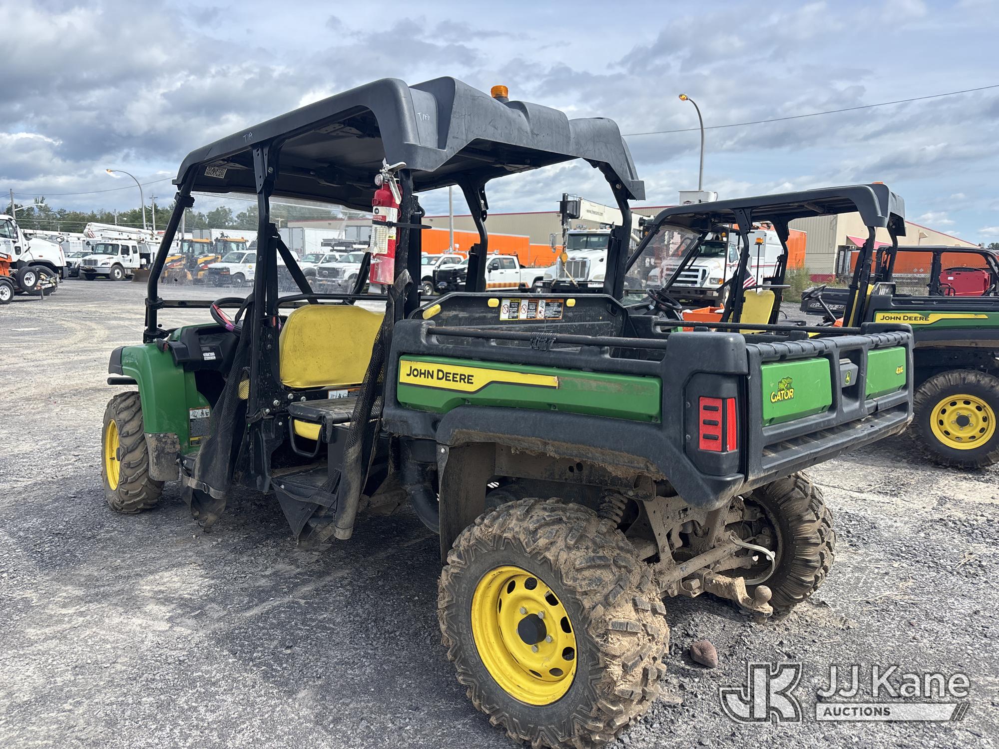 2022 John Deere XUV855MS4