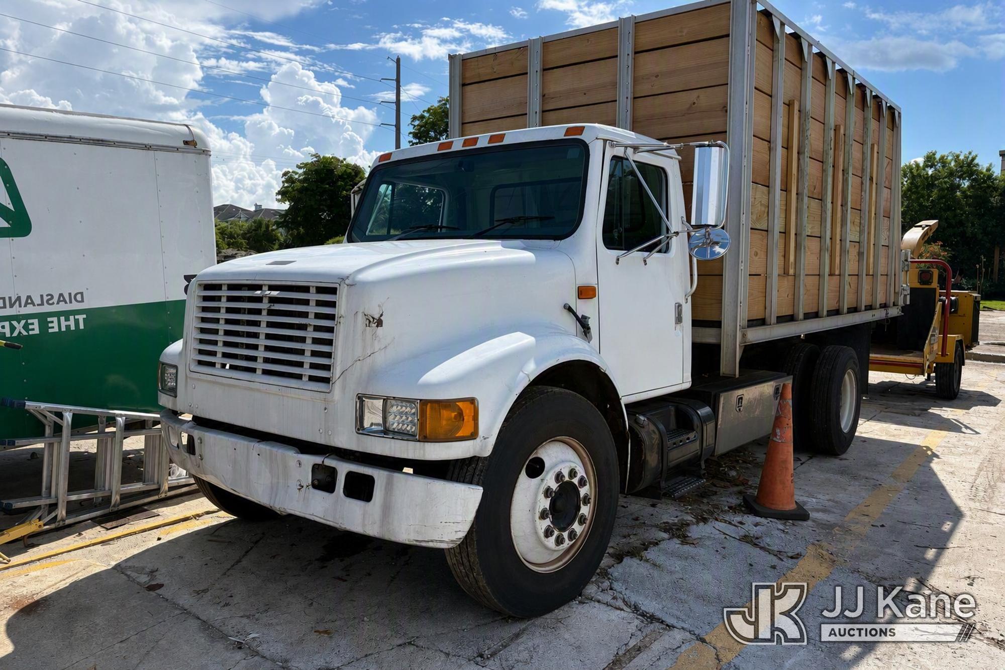 Photo of 1997 International 4700