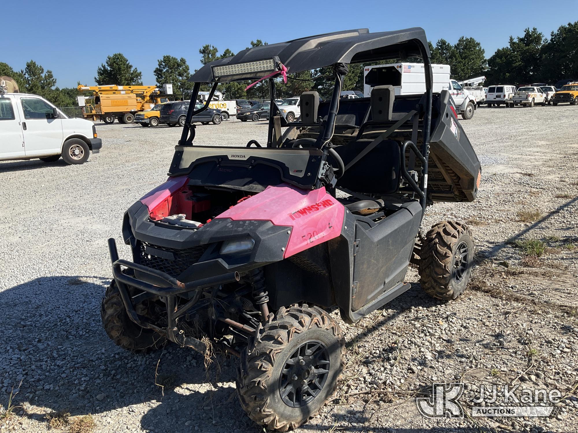 Photo of 2020 Honda  SXS700M2