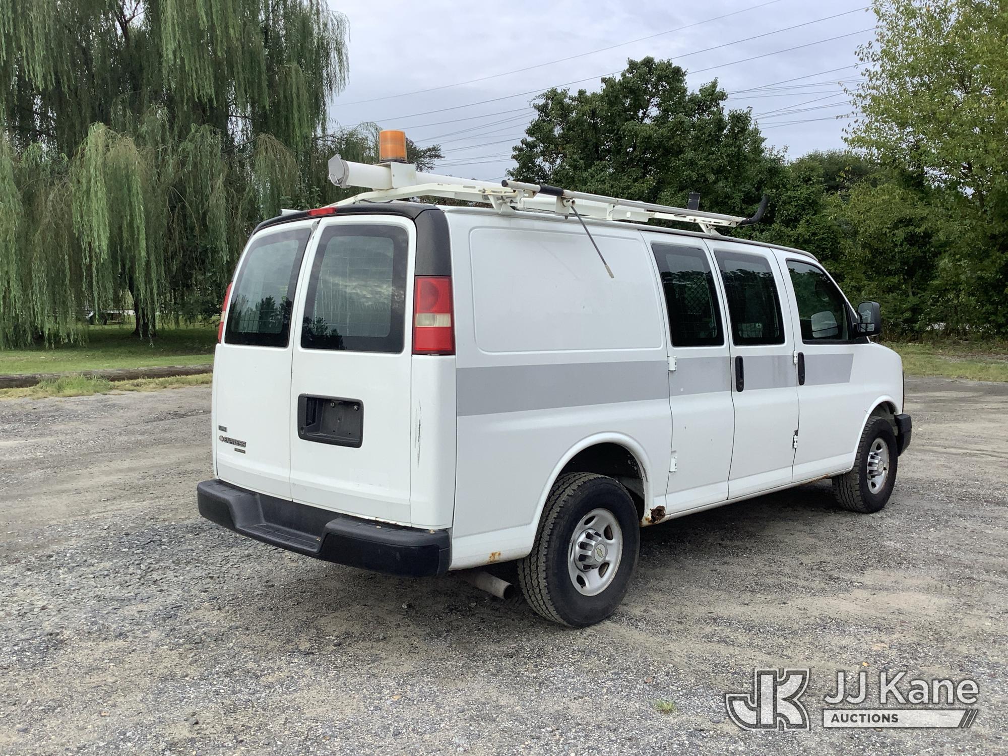 2011 Chevrolet Express G2500